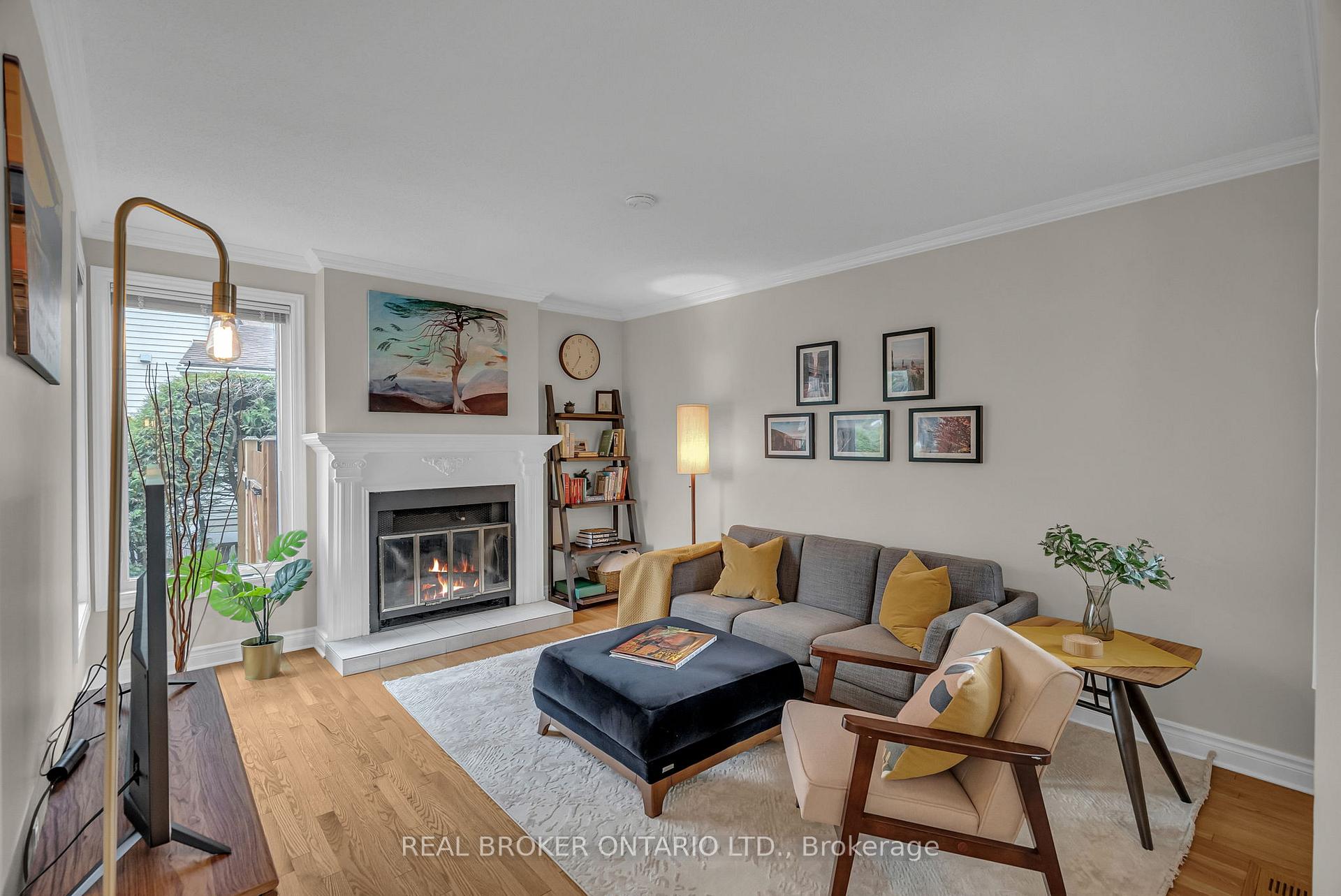 Photo 5 of 6059 Meadowglen Drive, Ottawa, Chapel Hill — HOMEH