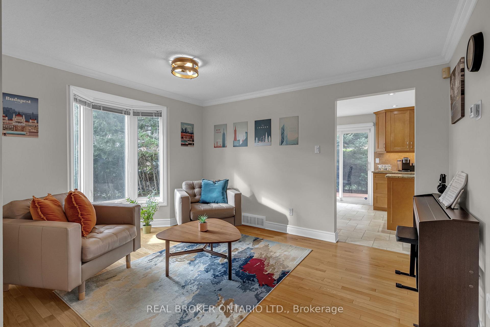 Photo 9 of 6059 Meadowglen Drive, Ottawa, Chapel Hill — HOMEH