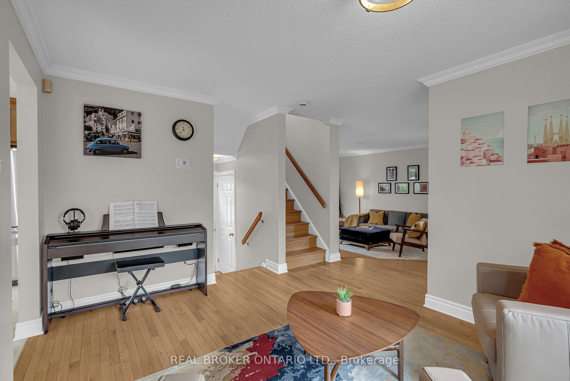Photo 10 of 6059 Meadowglen Drive, Ottawa, Chapel Hill — HOMEH