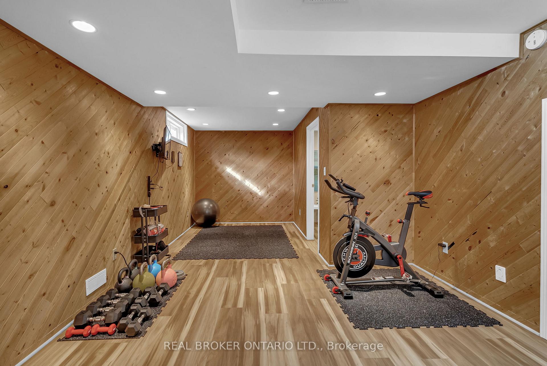 Photo 19 of 6059 Meadowglen Drive, Ottawa, Chapel Hill — HOMEH