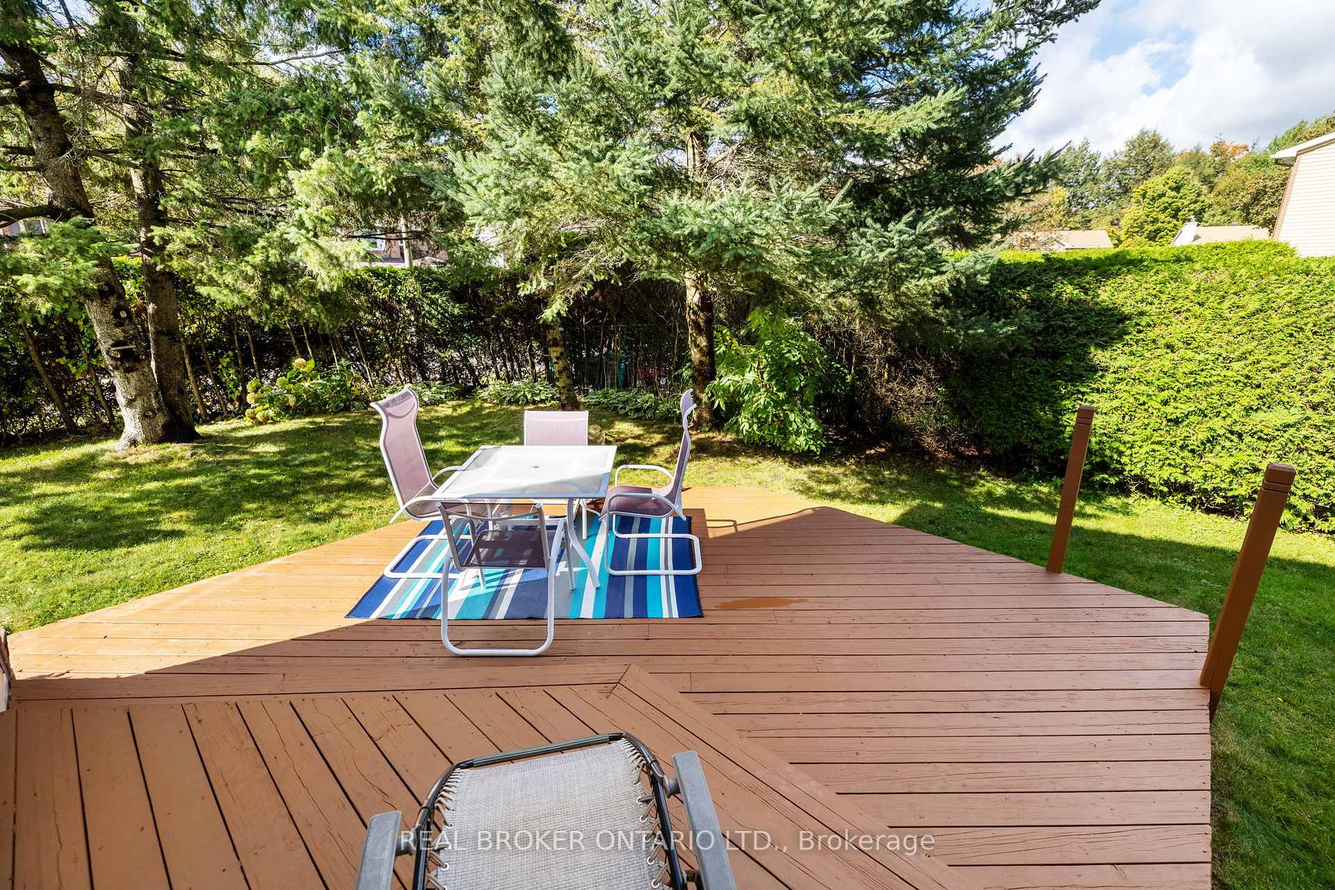 Photo 34 of 6059 Meadowglen Drive, Ottawa, Chapel Hill — HOMEH
