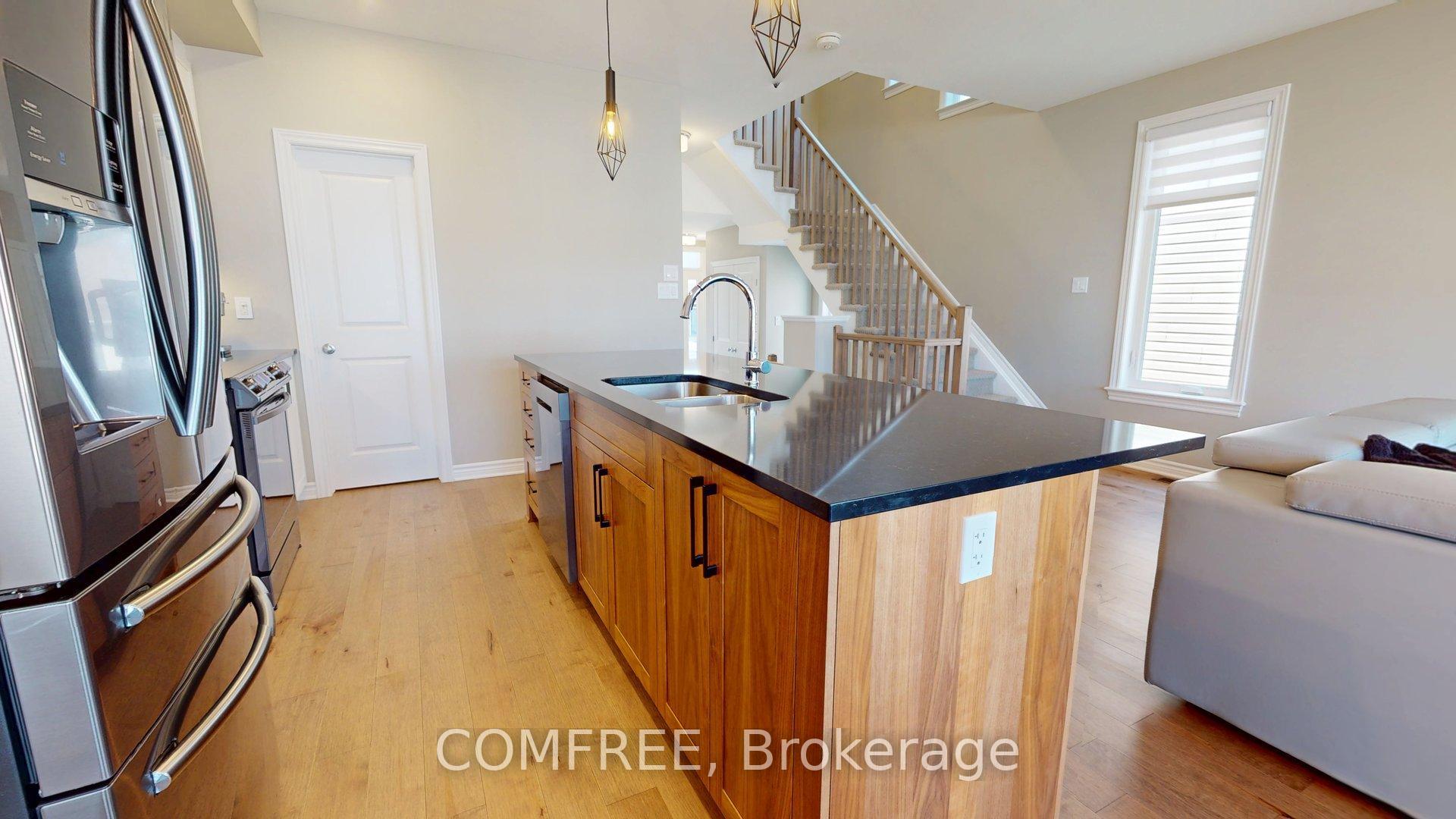 Photo 5 of 338 Kanashtage Terrace, Ottawa, Camelot — HOMEH