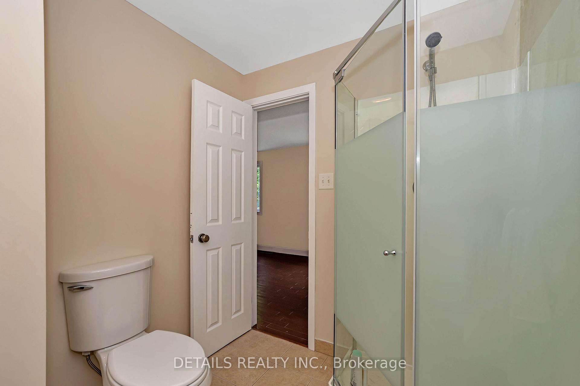 Photo 14 of 6085 Meadowhill Crescent, Ottawa, Chapel Hill — HOMEH