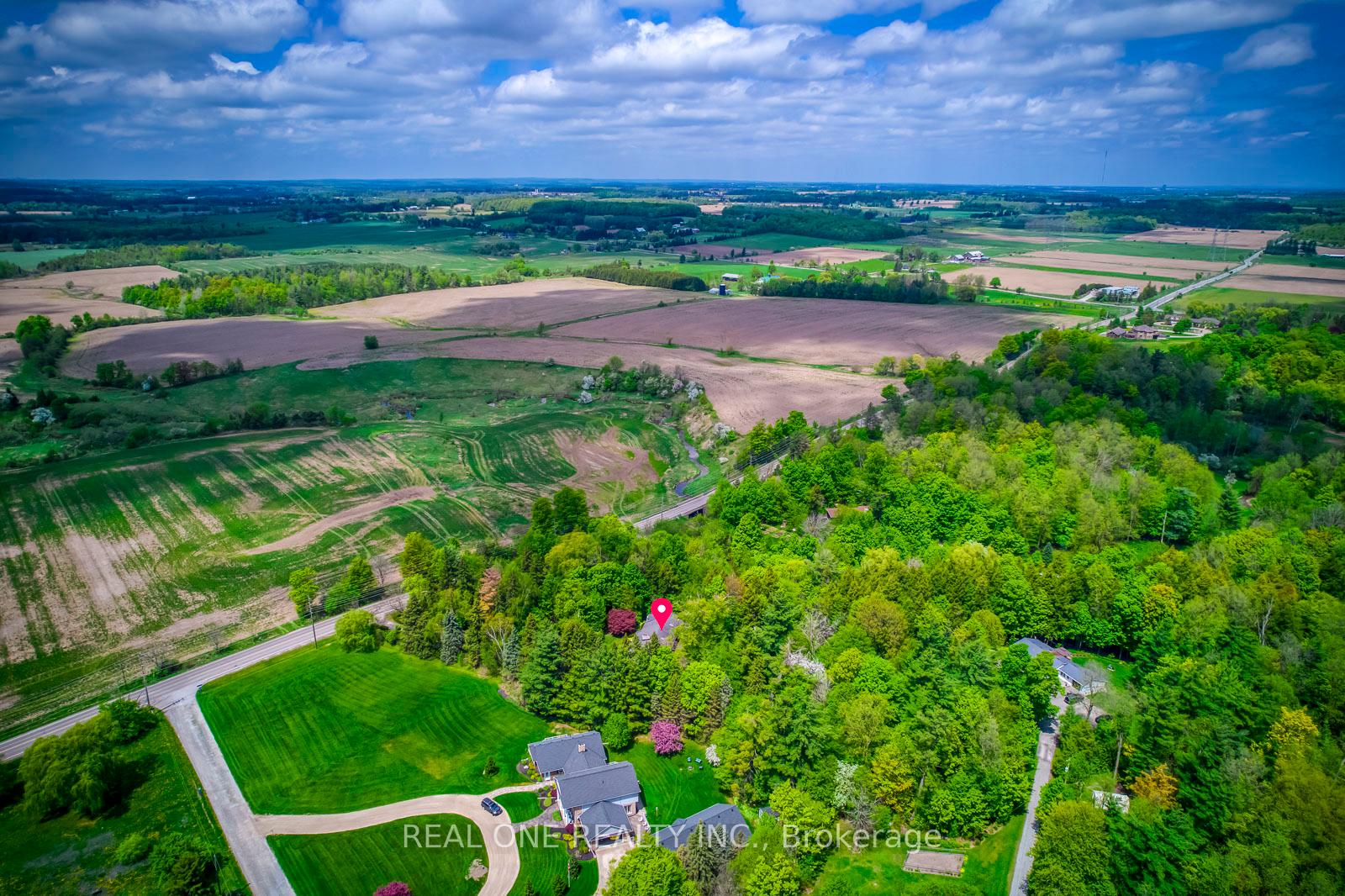 Photo 4 of 9416 5 Side Road, Milton, Milton North — HOMEH