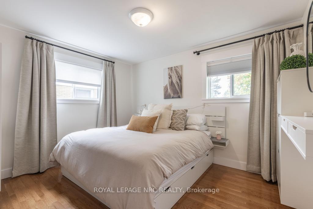Photo 14 of 6486 Mcmicking Street, Niagara Falls, Stamford — HOMEH