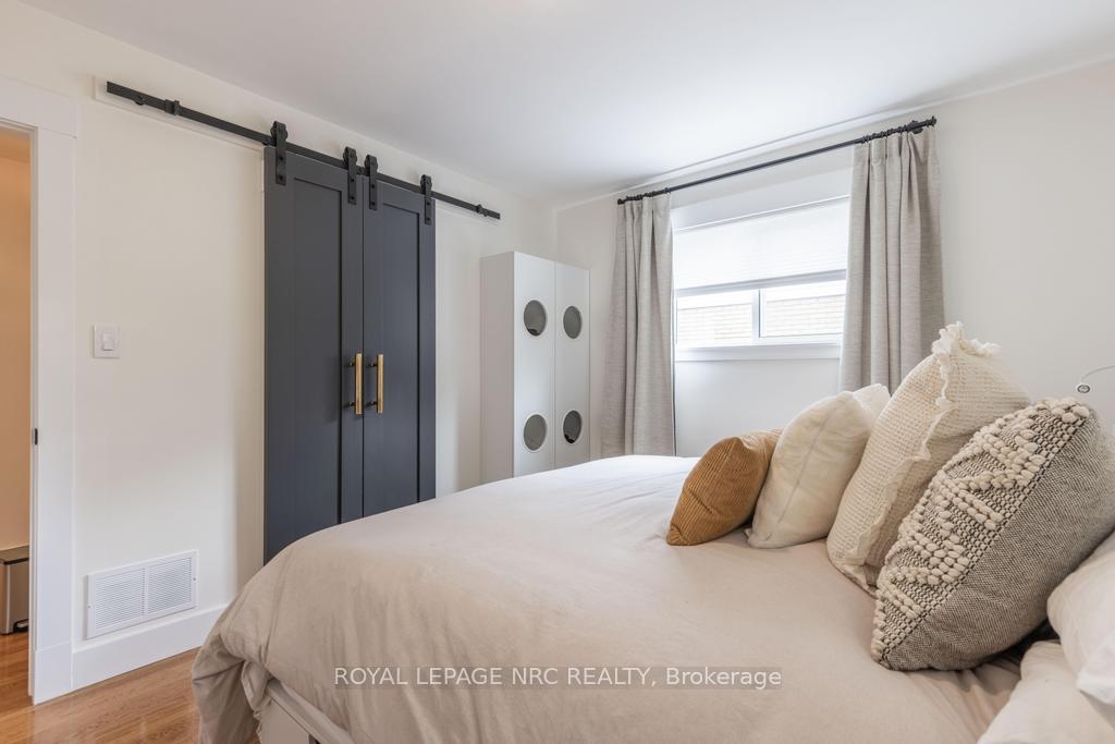 Photo 15 of 6486 Mcmicking Street, Niagara Falls, Stamford — HOMEH