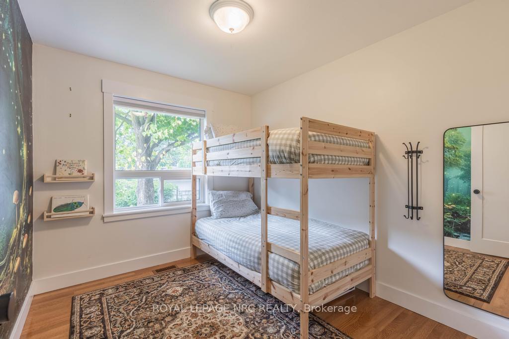 Photo 16 of 6486 Mcmicking Street, Niagara Falls, Stamford — HOMEH
