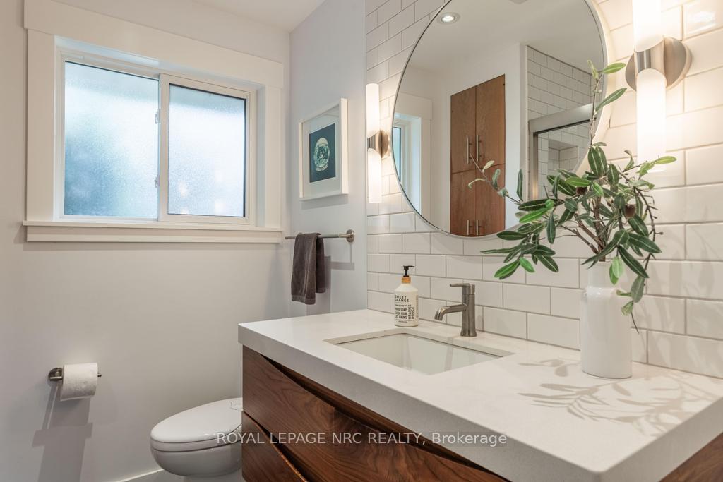 Photo 18 of 6486 Mcmicking Street, Niagara Falls, Stamford — HOMEH