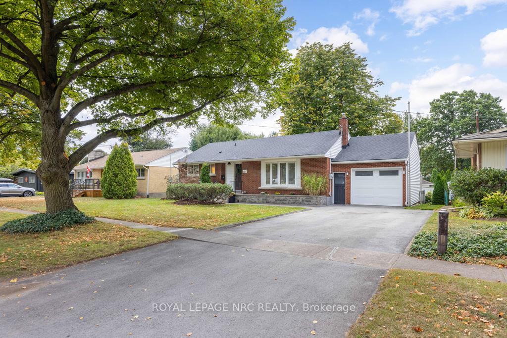 Photo 27 of 6486 Mcmicking Street, Niagara Falls, Stamford — HOMEH