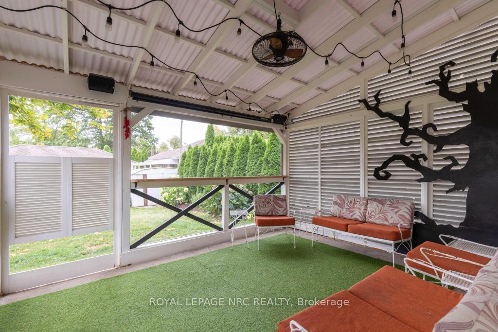 Photo 30 of 6486 Mcmicking Street, Niagara Falls, Stamford — HOMEH