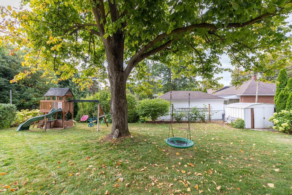 Photo 32 of 6486 Mcmicking Street, Niagara Falls, Stamford — HOMEH