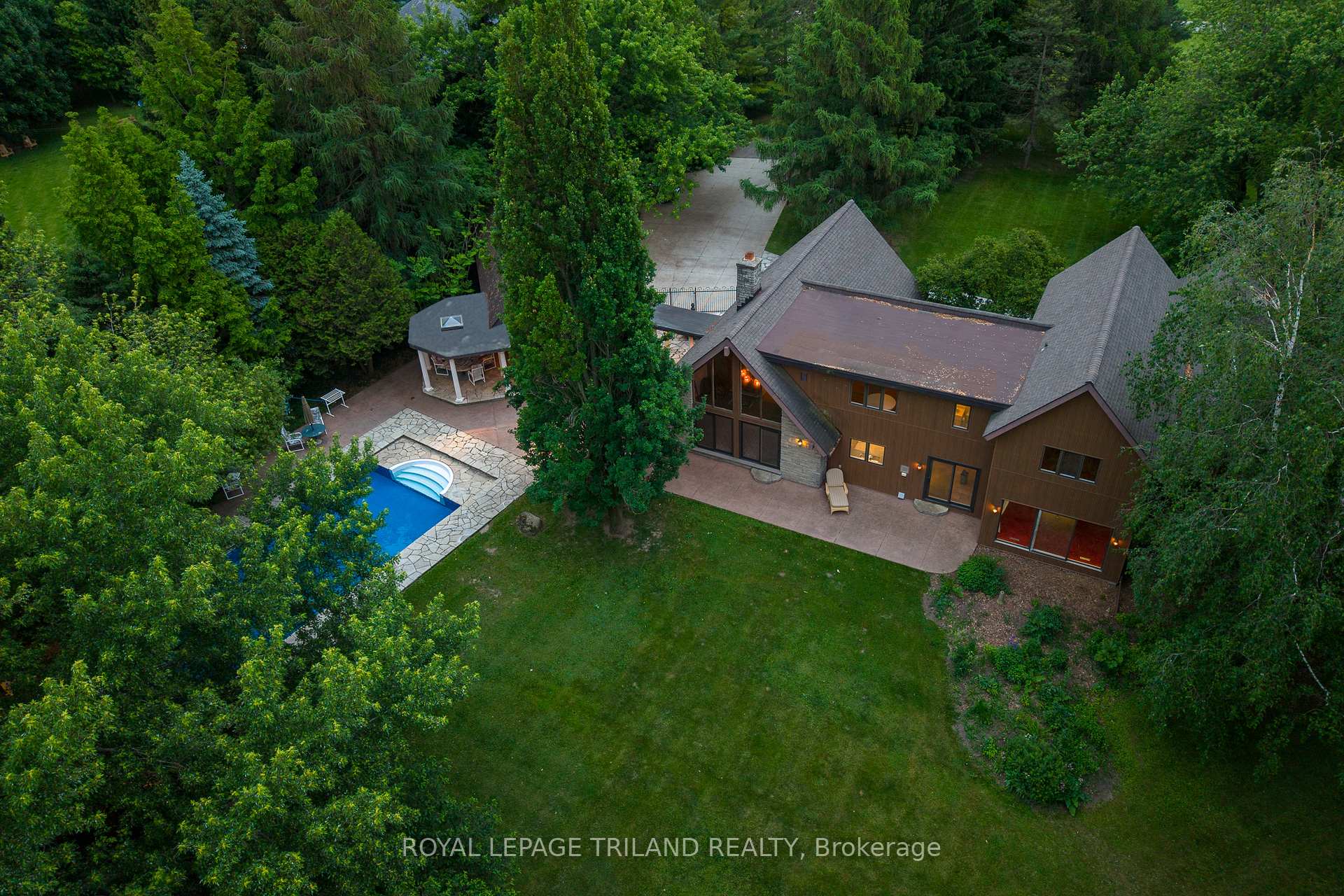 Photo 7 of 3812 Bannerd Drive, Perth South, Downie — HOMEH