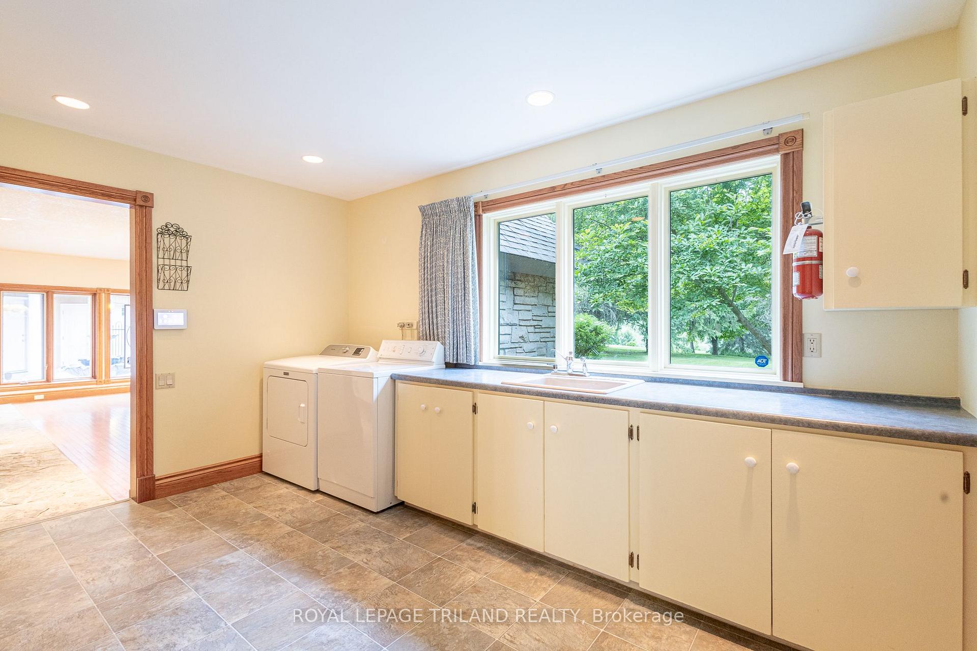 Photo 33 of 3812 Bannerd Drive, Perth South, Downie — HOMEH