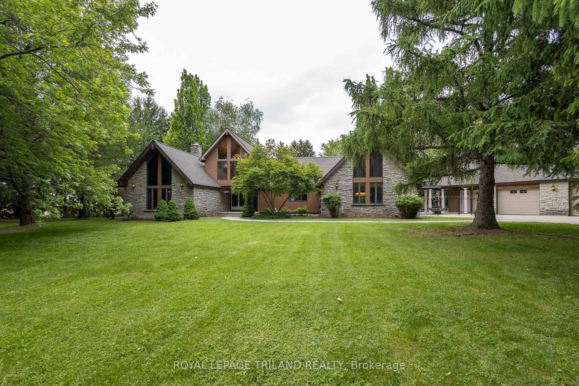 Photo 44 of 3812 Bannerd Drive, Perth South, Downie — HOMEH