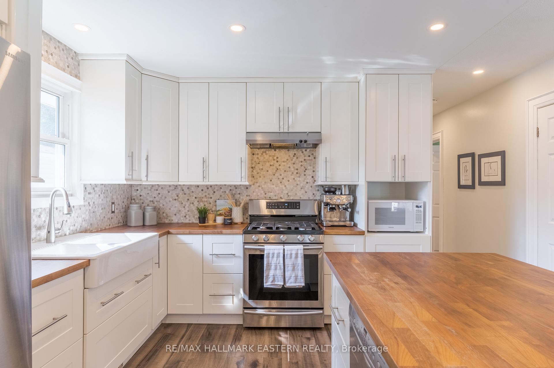 Photo 11 of 769 Trailview Drive, Peterborough, Ashburnham Ward 4 — HOMEH
