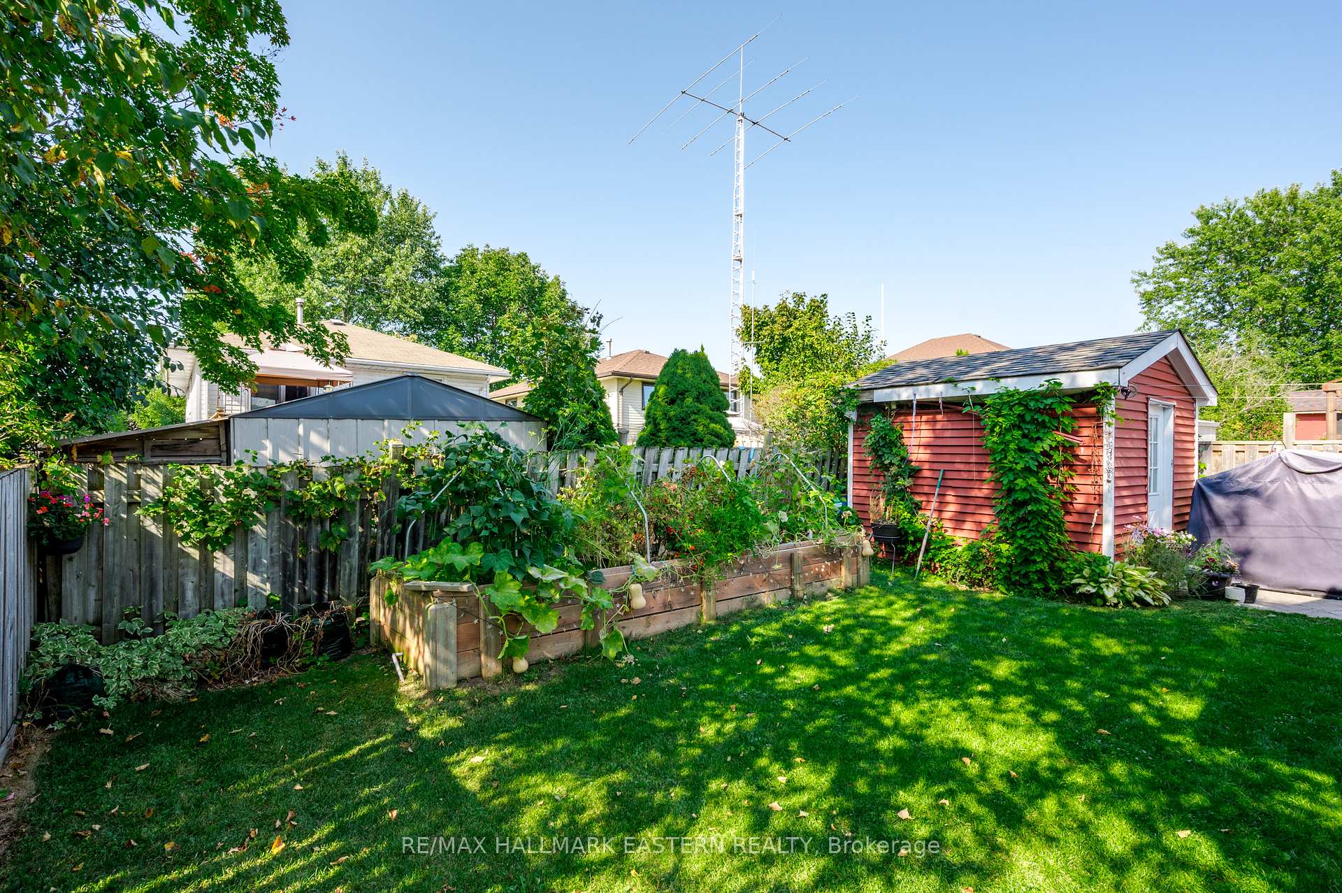 Photo 36 of 769 Trailview Drive, Peterborough, Ashburnham Ward 4 — HOMEH