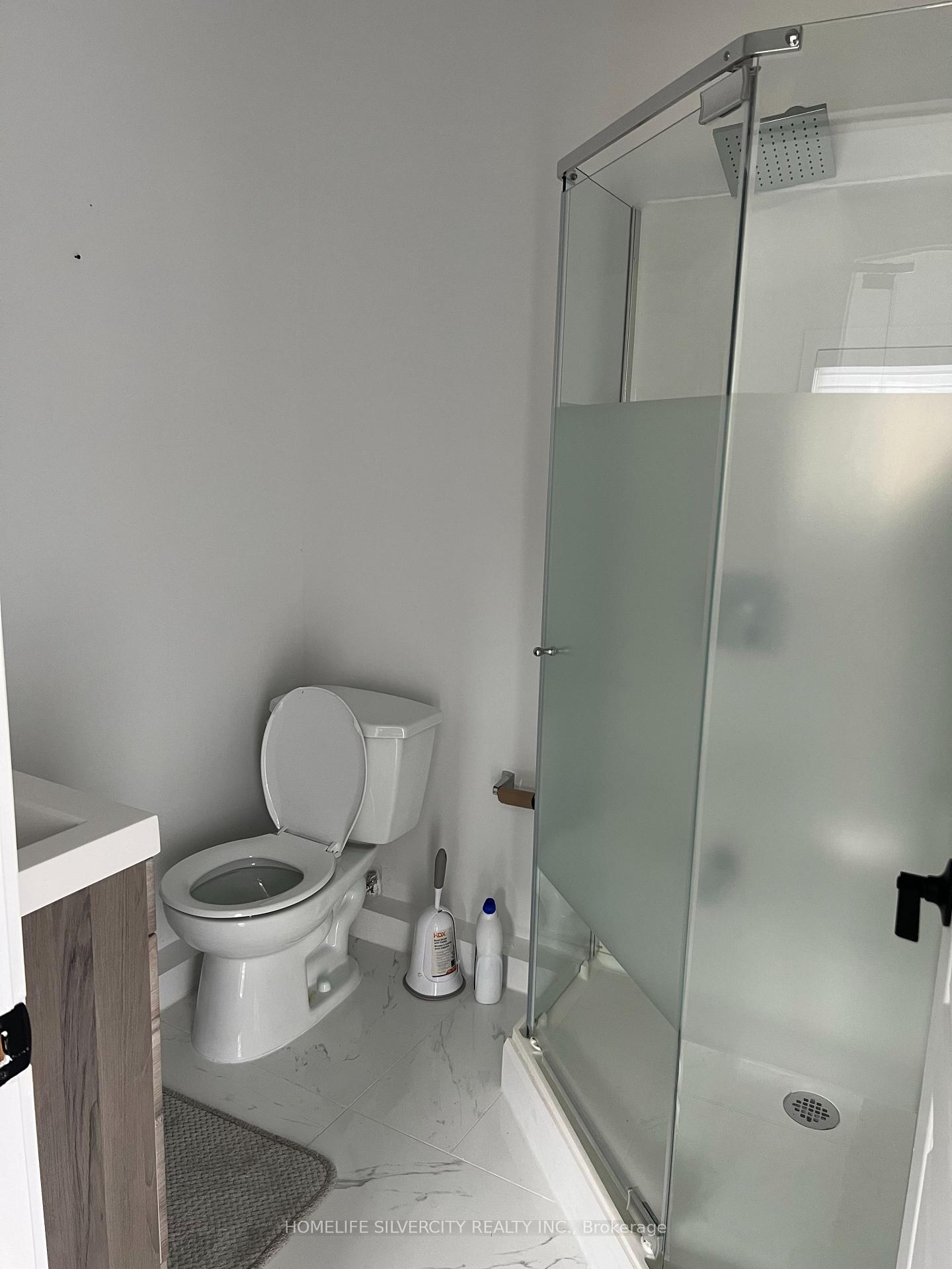 Photo 20 of 4737 Epworth Circle, Niagara Falls, Downtown — HOMEH