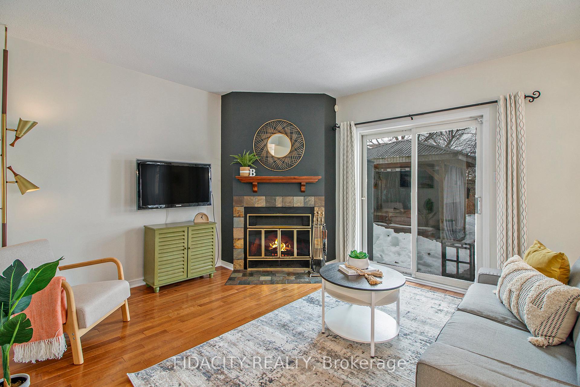 Photo 8 of 1777 Bromont Way, Ottawa, Chateauneuf — HOMEH