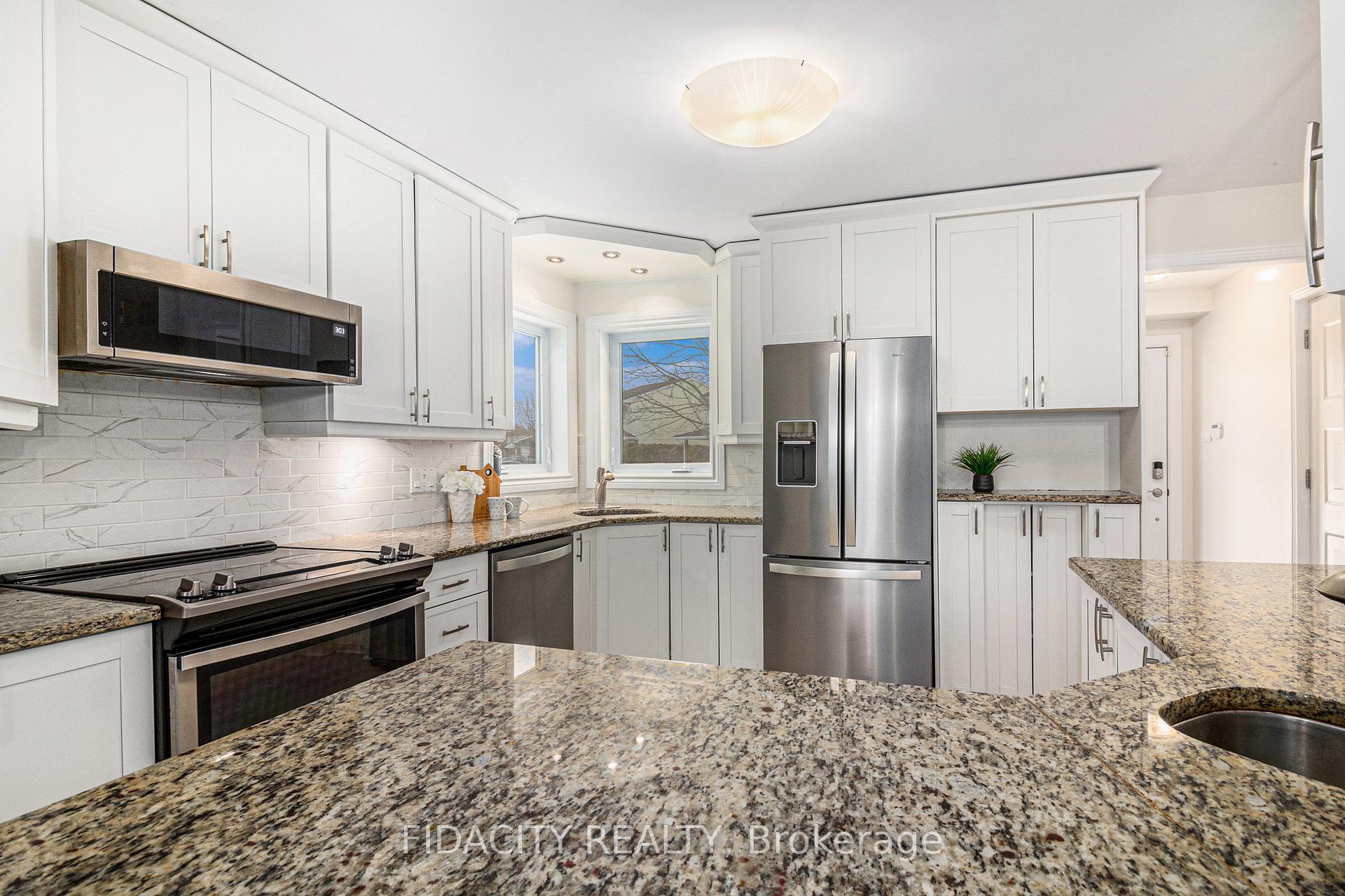 Photo 15 of 1777 Bromont Way, Ottawa, Chateauneuf — HOMEH
