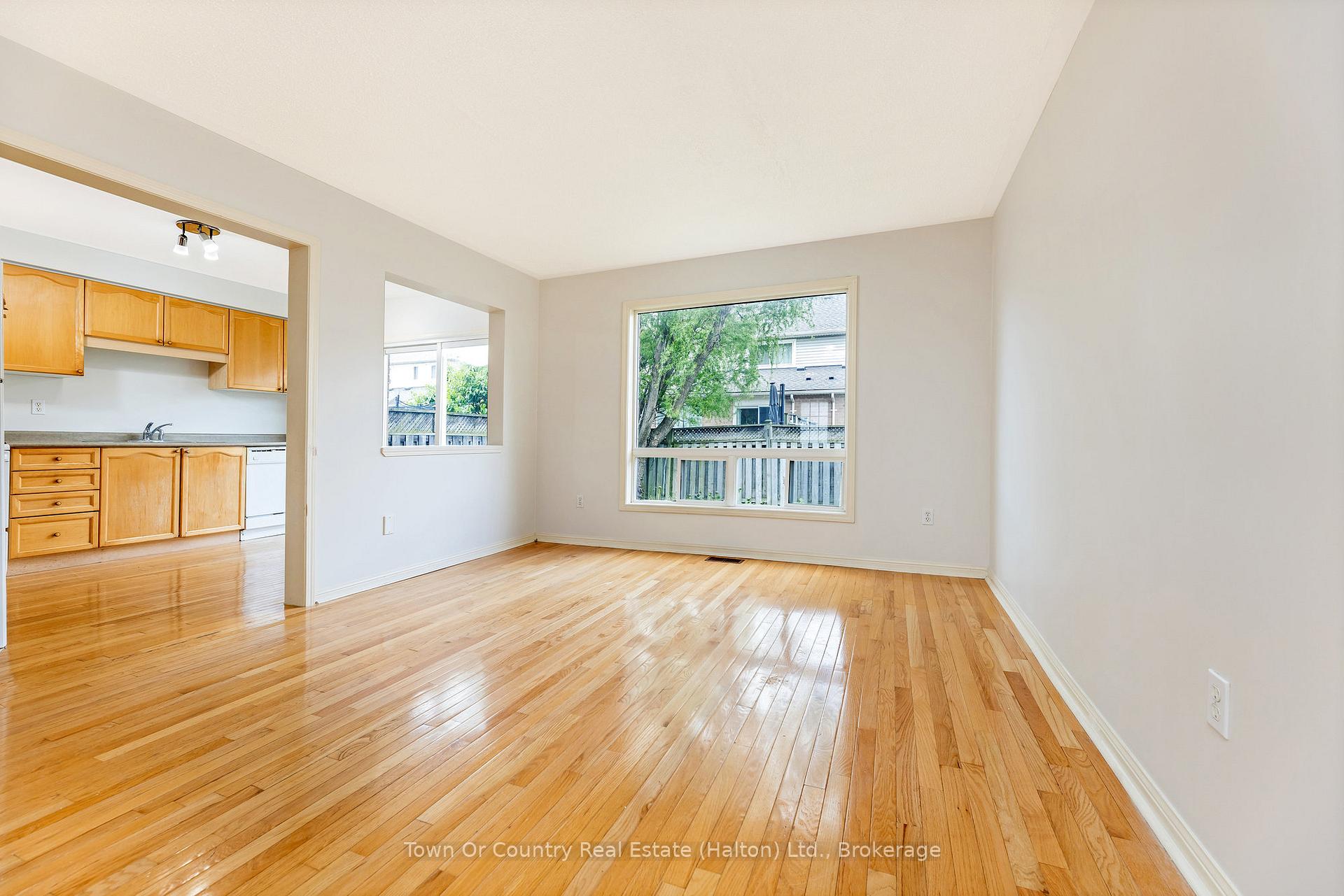 Photo 7 of 416 Patterson Drive, Milton, Clarke — HOMEH
