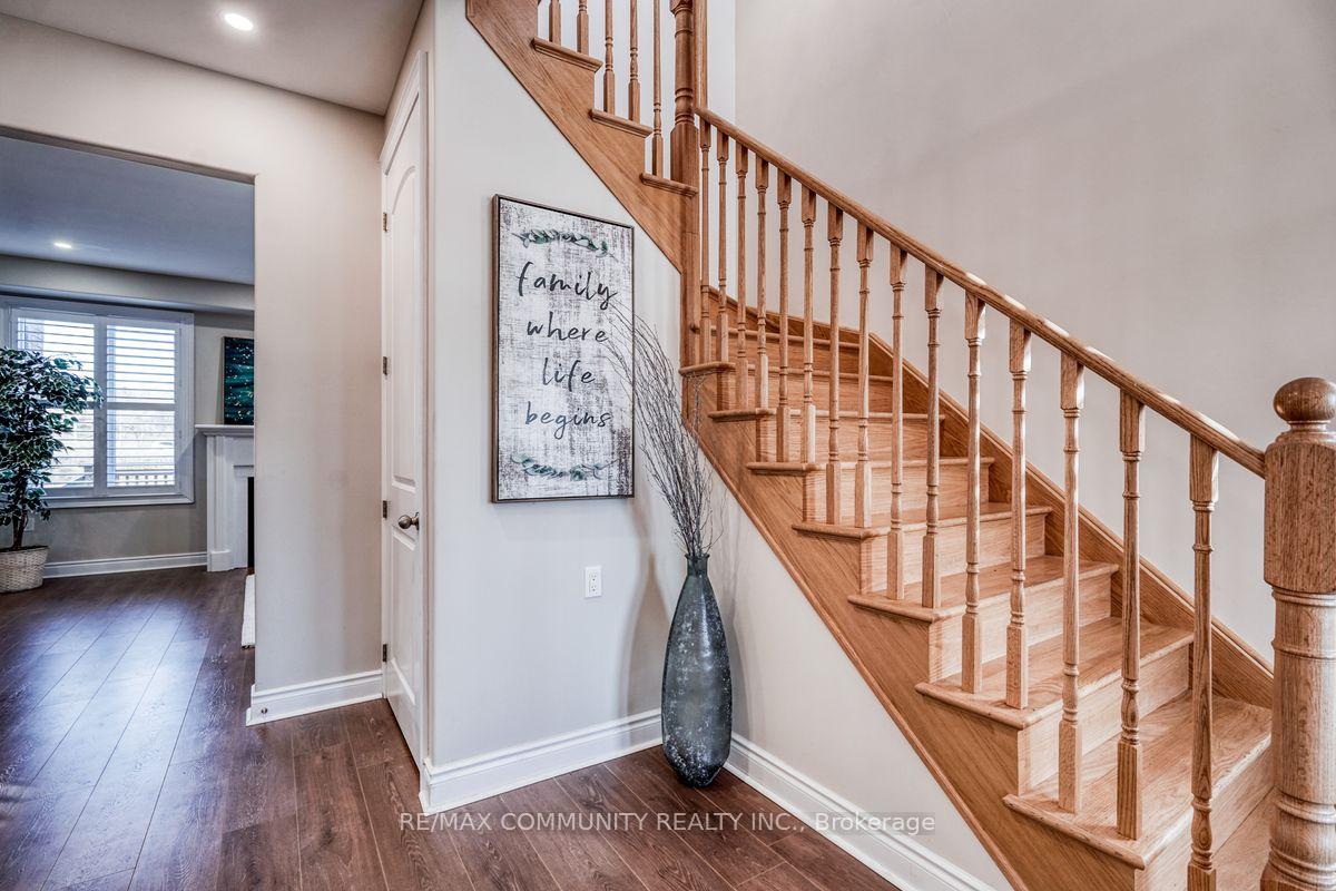 Photo 7 of 1556 Cahill Drive, Peterborough, Otonabee Ward 1 — HOMEH
