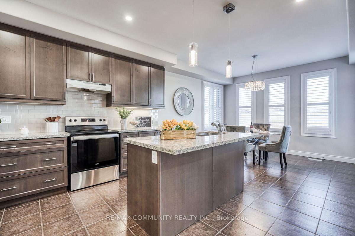 Photo 16 of 1556 Cahill Drive, Peterborough, Otonabee Ward 1 — HOMEH