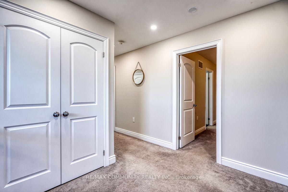 Photo 23 of 1556 Cahill Drive, Peterborough, Otonabee Ward 1 — HOMEH