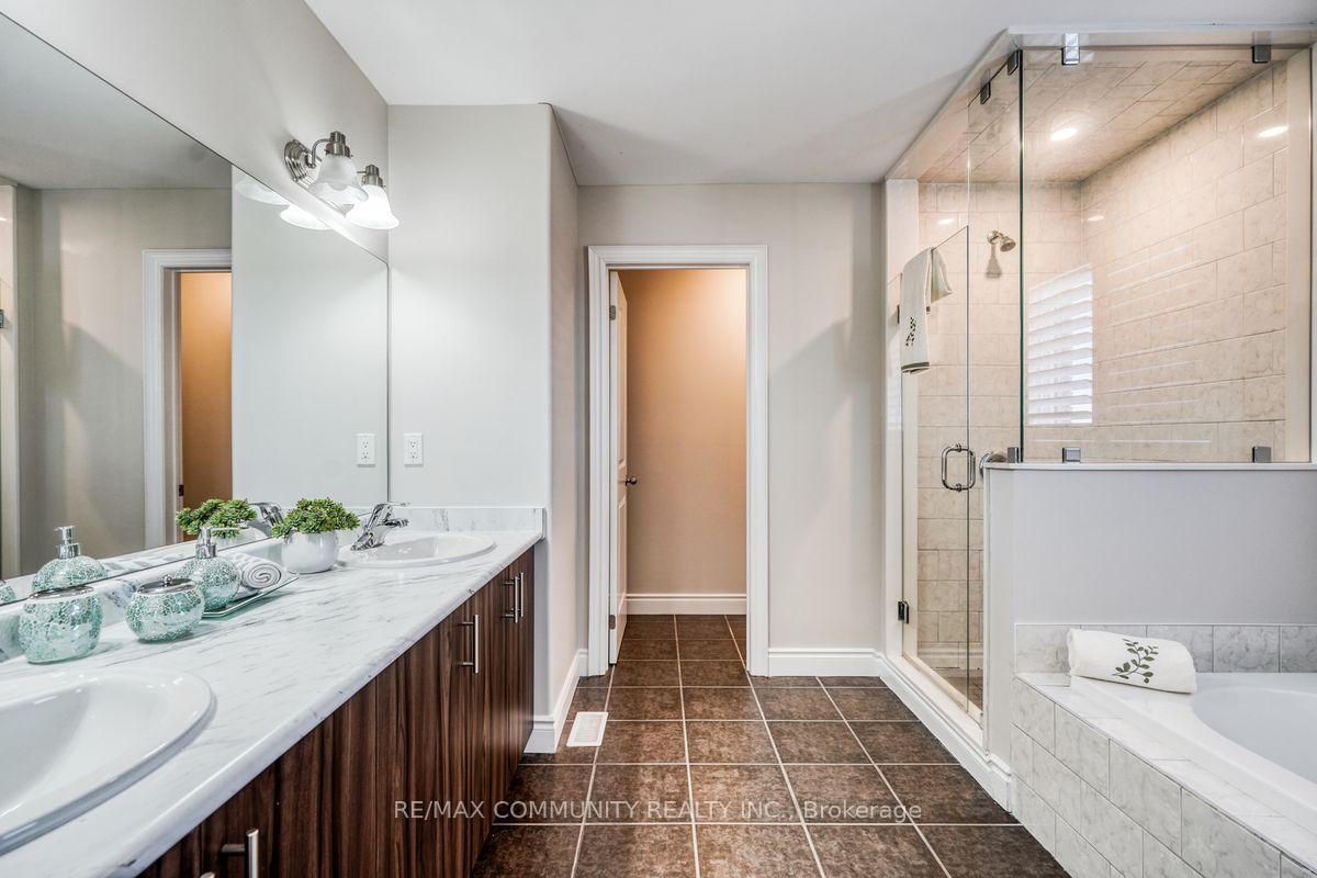 Photo 27 of 1556 Cahill Drive, Peterborough, Otonabee Ward 1 — HOMEH