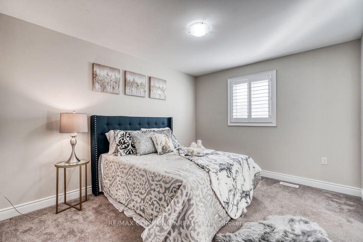 Photo 30 of 1556 Cahill Drive, Peterborough, Otonabee Ward 1 — HOMEH
