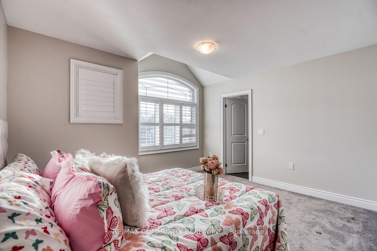 Photo 32 of 1556 Cahill Drive, Peterborough, Otonabee Ward 1 — HOMEH