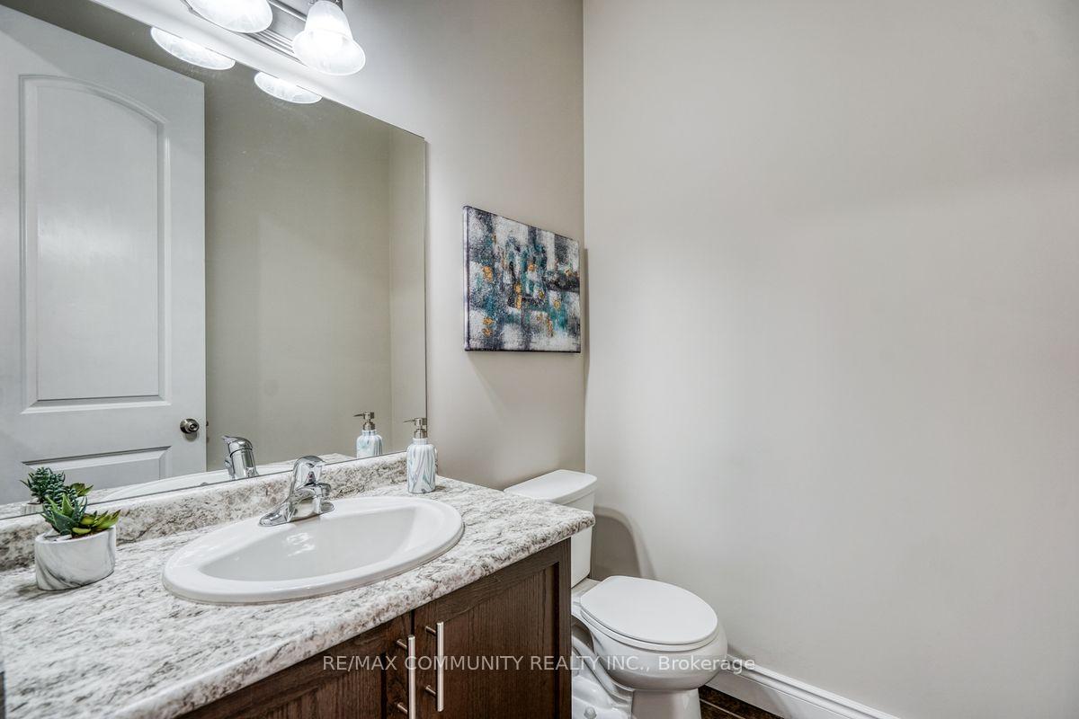 Photo 37 of 1556 Cahill Drive, Peterborough, Otonabee Ward 1 — HOMEH