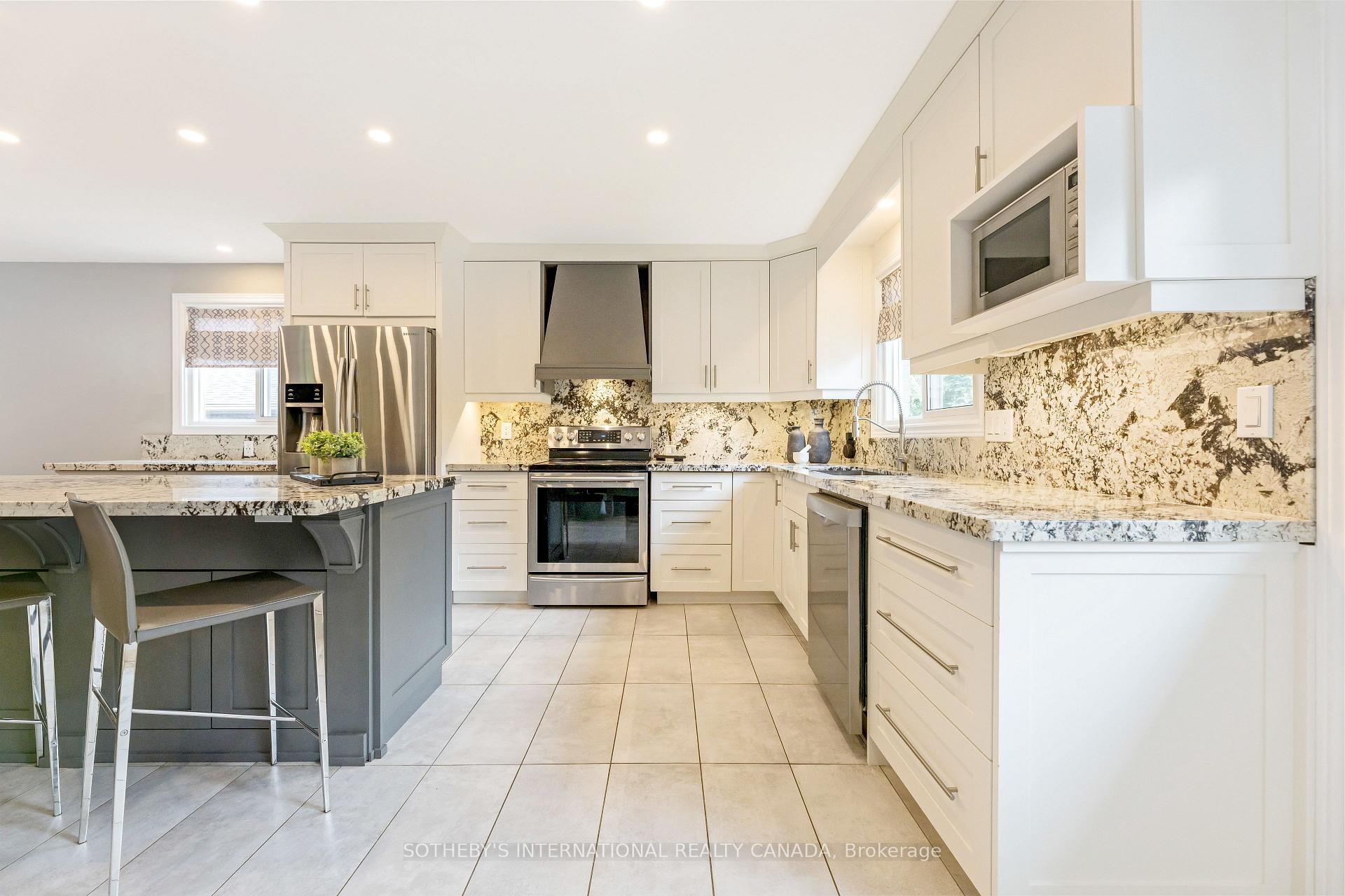 Photo 4 of 430 Gowland Crescent, Milton, Timberlea — HOMEH
