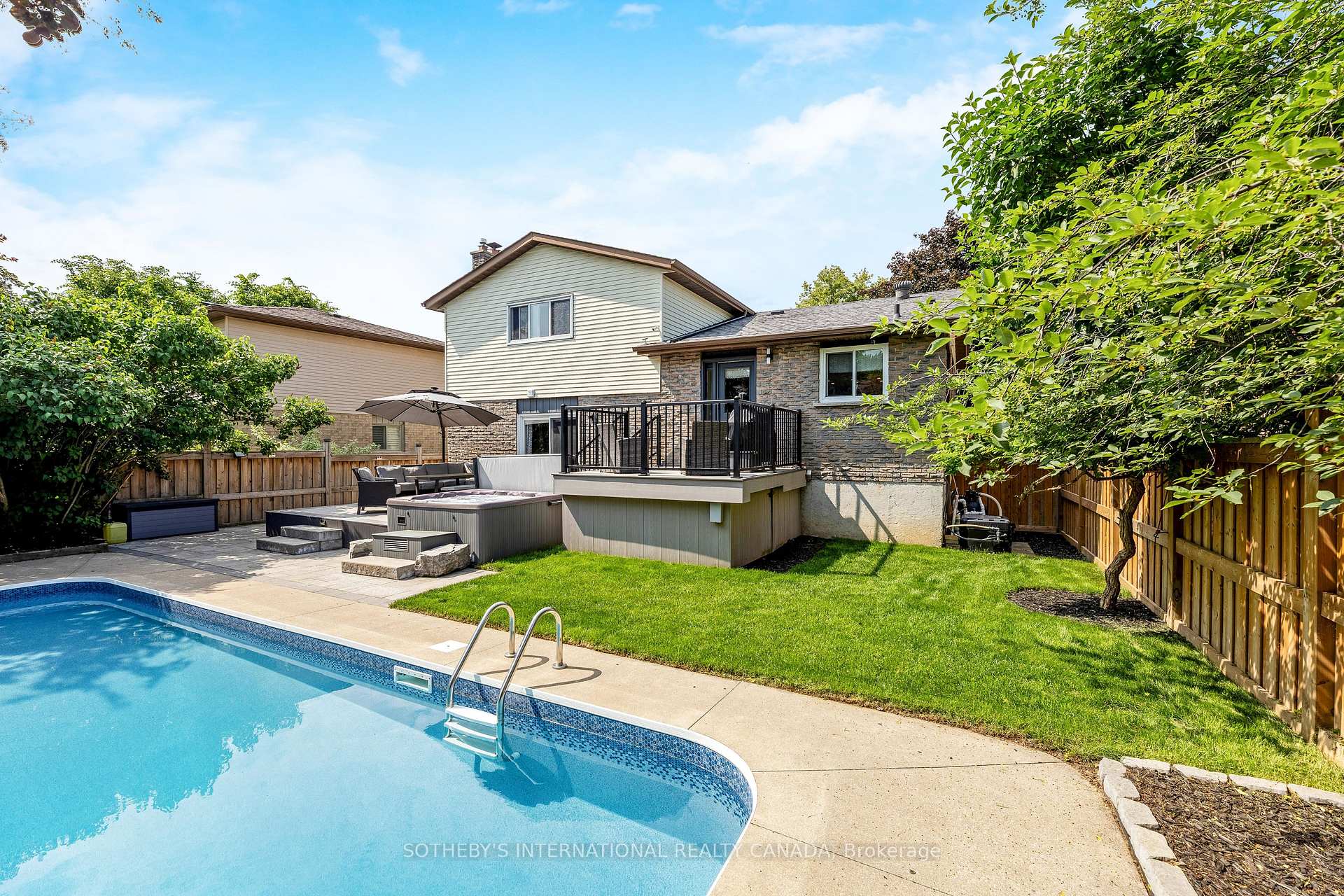 Photo 25 of 430 Gowland Crescent, Milton, Timberlea — HOMEH
