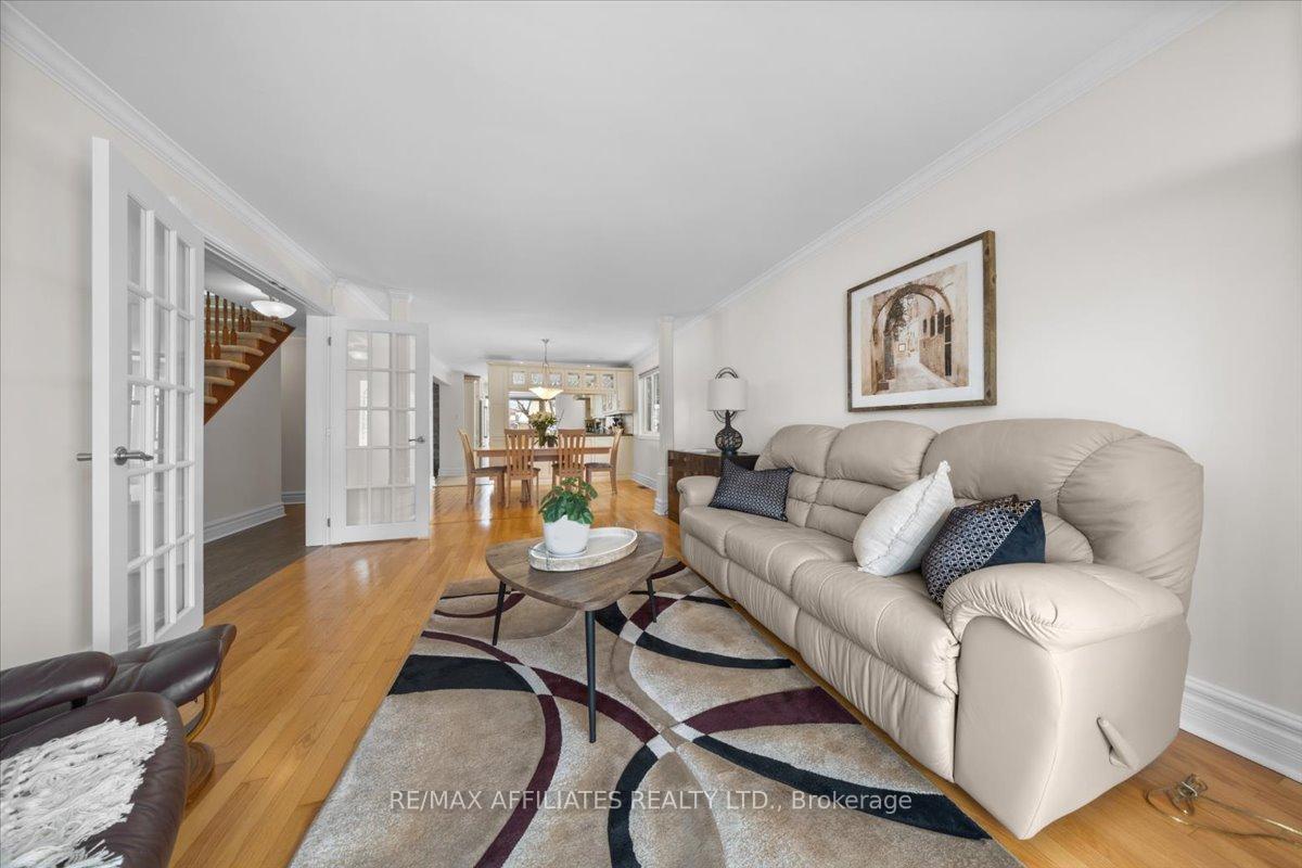 Photo 6 of 5952 Meadowglen Drive, Ottawa, Chapel Hill — HOMEH