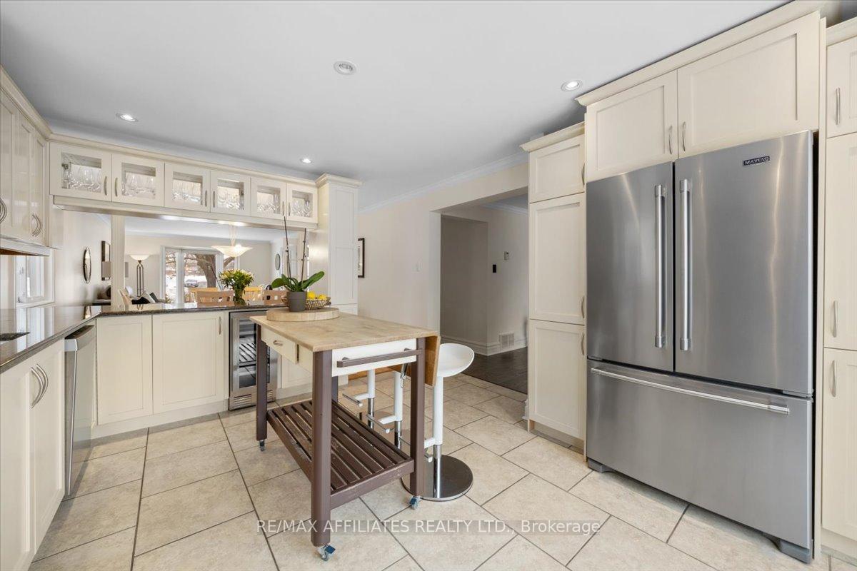 Photo 17 of 5952 Meadowglen Drive, Ottawa, Chapel Hill — HOMEH