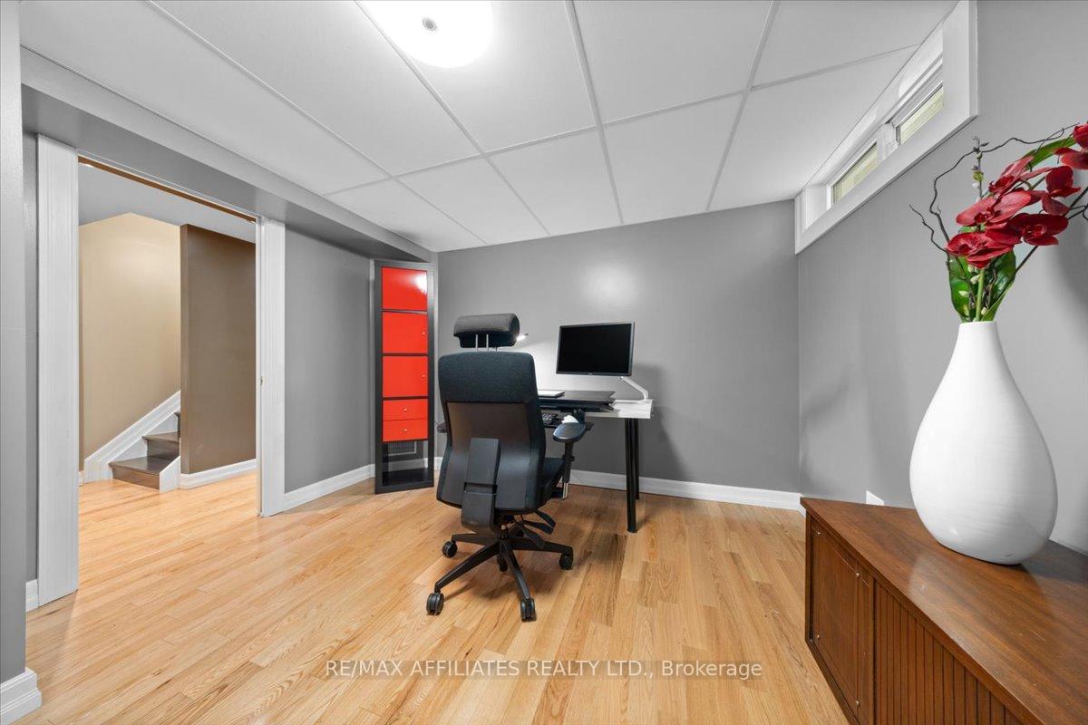 Photo 41 of 5952 Meadowglen Drive, Ottawa, Chapel Hill — HOMEH