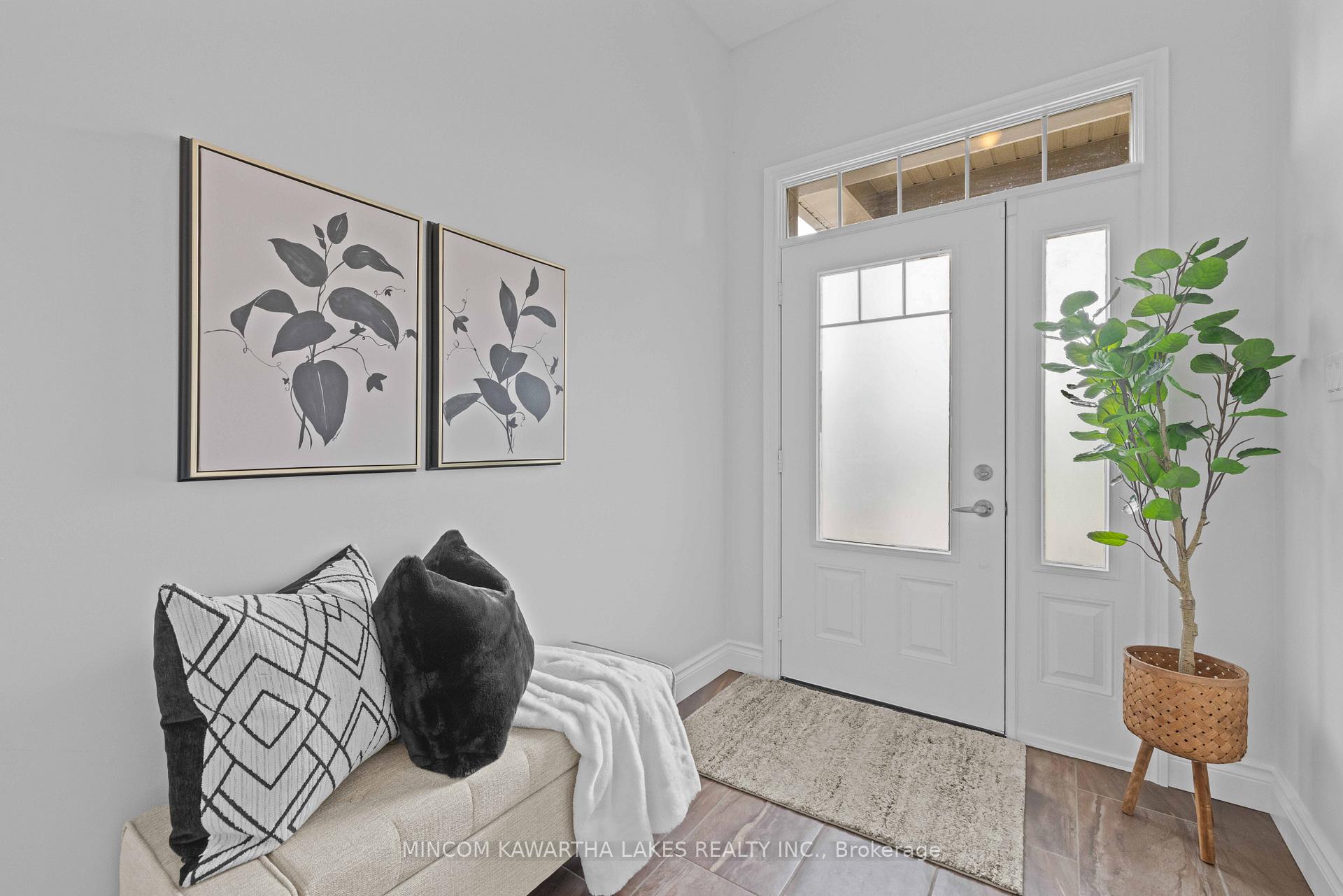 Photo 3 of 732 Orpington Road, Peterborough, Otonabee Ward 1 — HOMEH