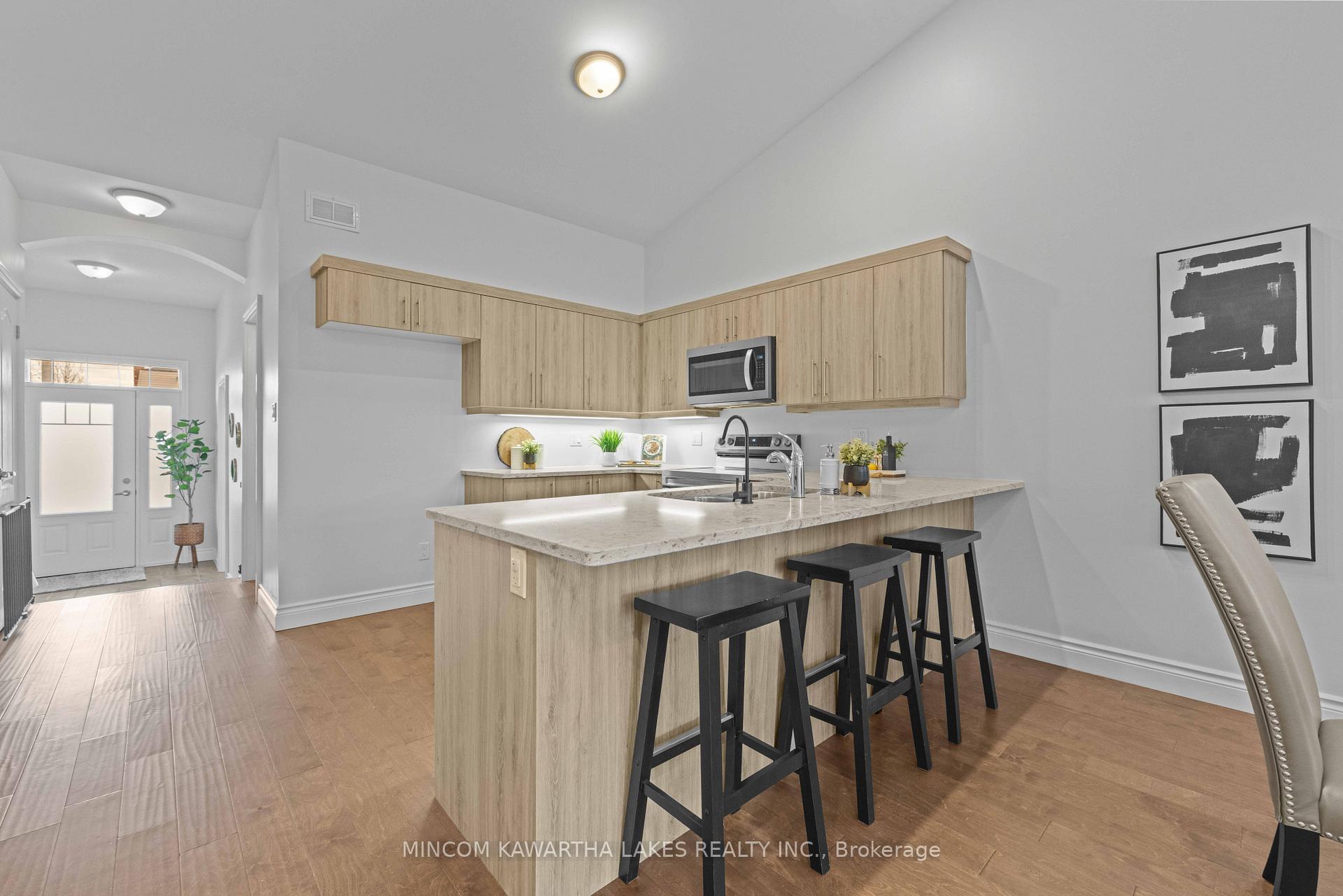 Photo 7 of 732 Orpington Road, Peterborough, Otonabee Ward 1 — HOMEH
