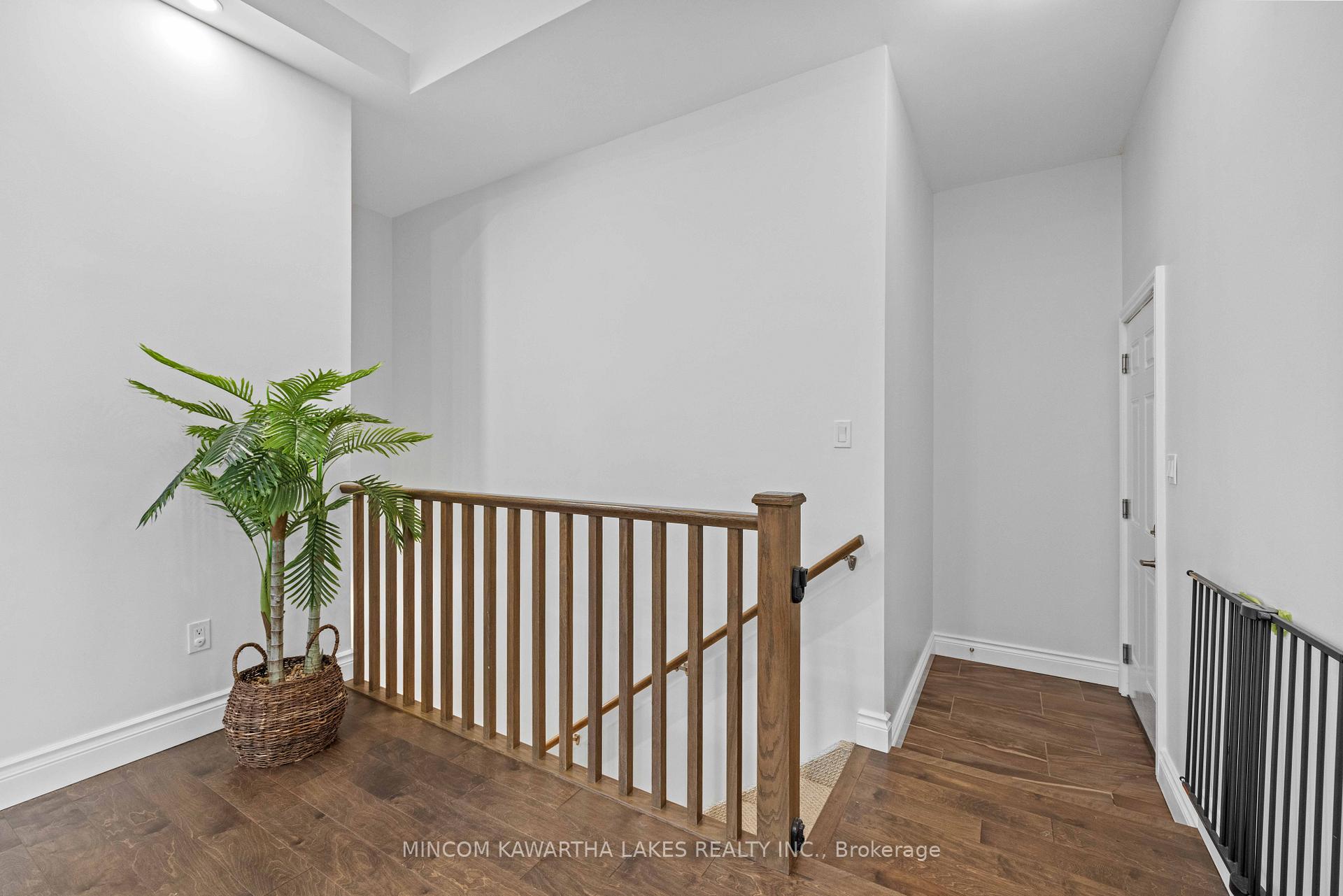 Photo 24 of 732 Orpington Road, Peterborough, Otonabee Ward 1 — HOMEH