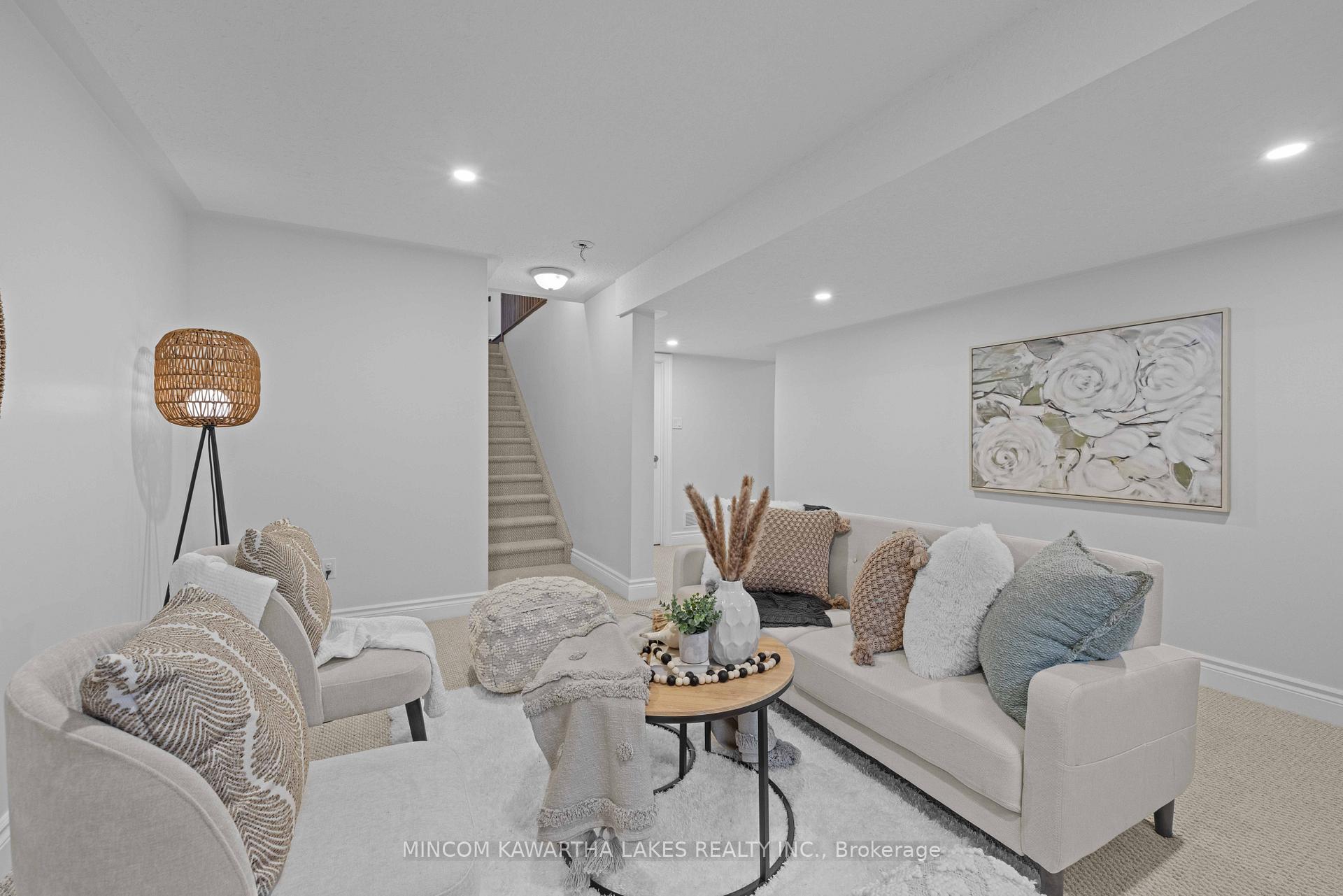 Photo 28 of 732 Orpington Road, Peterborough, Otonabee Ward 1 — HOMEH