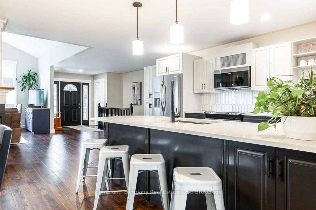 Photo 13 of 256 Boyce Street, Perth South, Sebringville — HOMEH