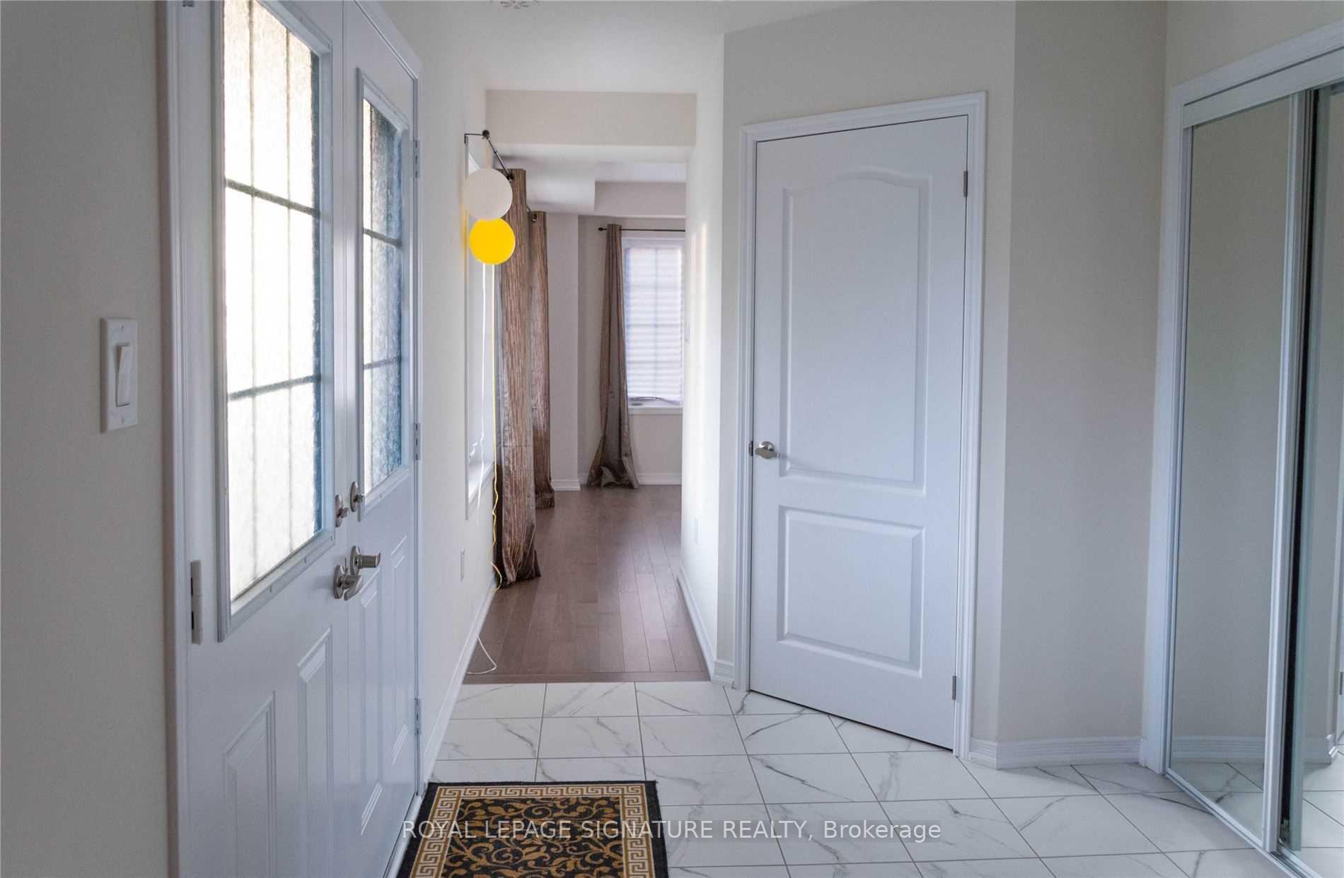 Photo 12 of Unit 21, 8317 Mulberry Drive, Niagara Falls, Brown — HOMEH