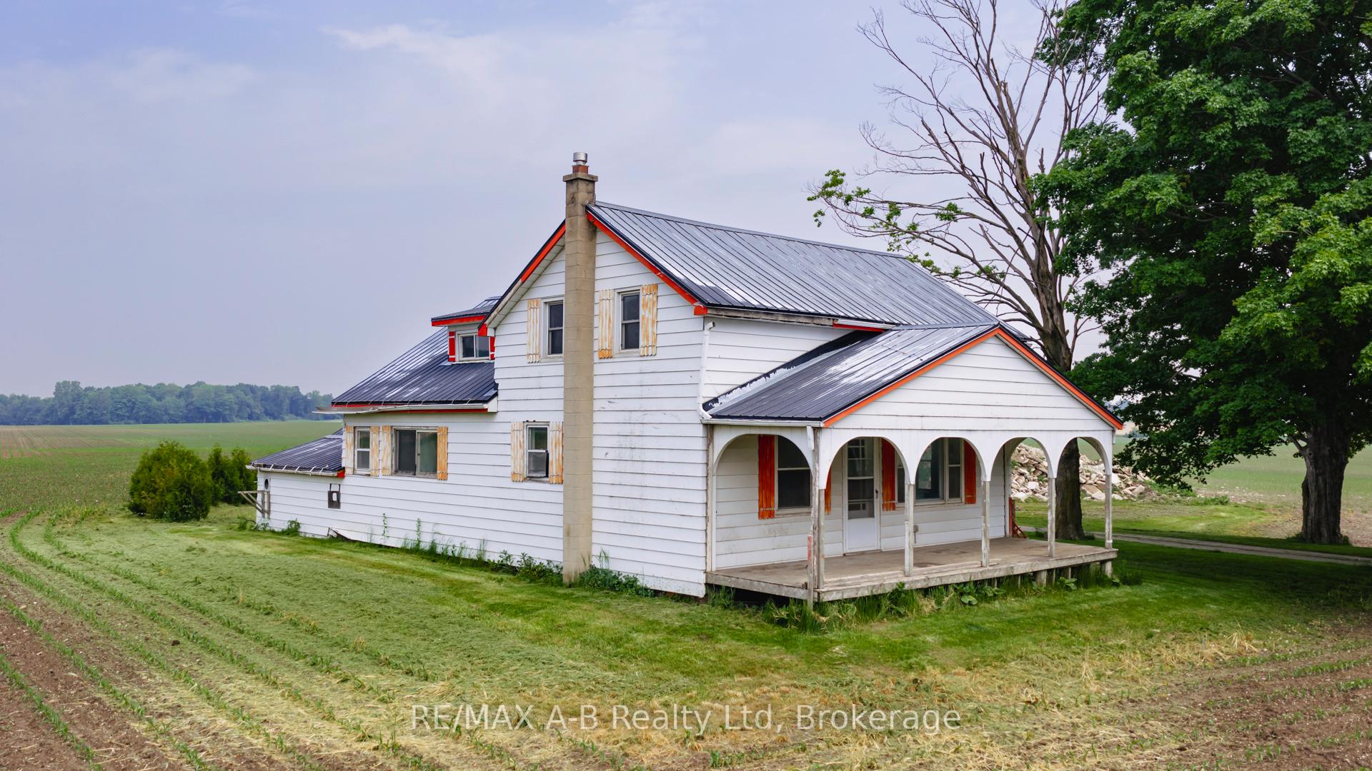 Photo 2 of 17570 Elginfield Road, Perth South, Blanshard — HOMEH