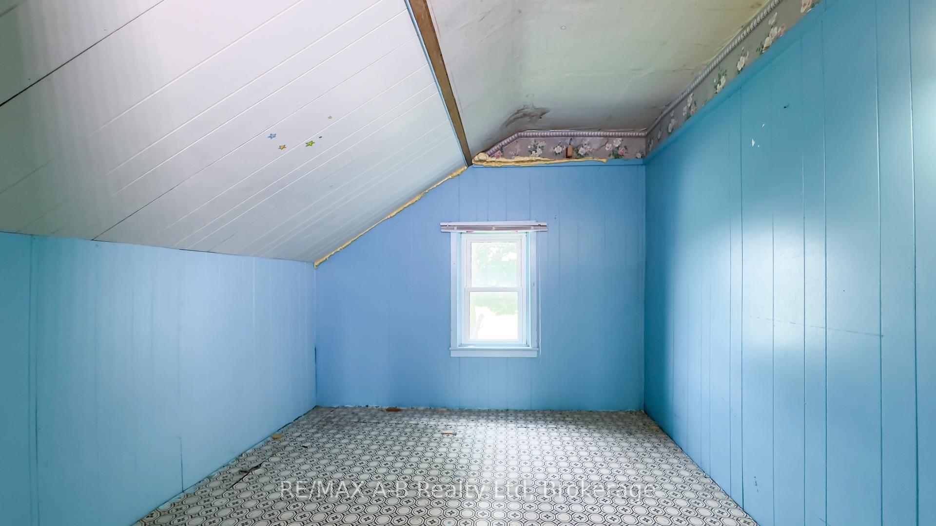 Photo 22 of 17570 Elginfield Road, Perth South, Blanshard — HOMEH