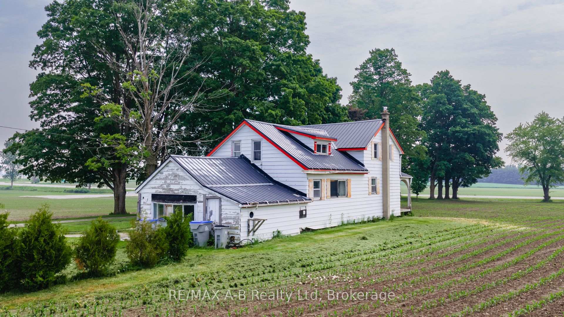 Photo 25 of 17570 Elginfield Road, Perth South, Blanshard — HOMEH