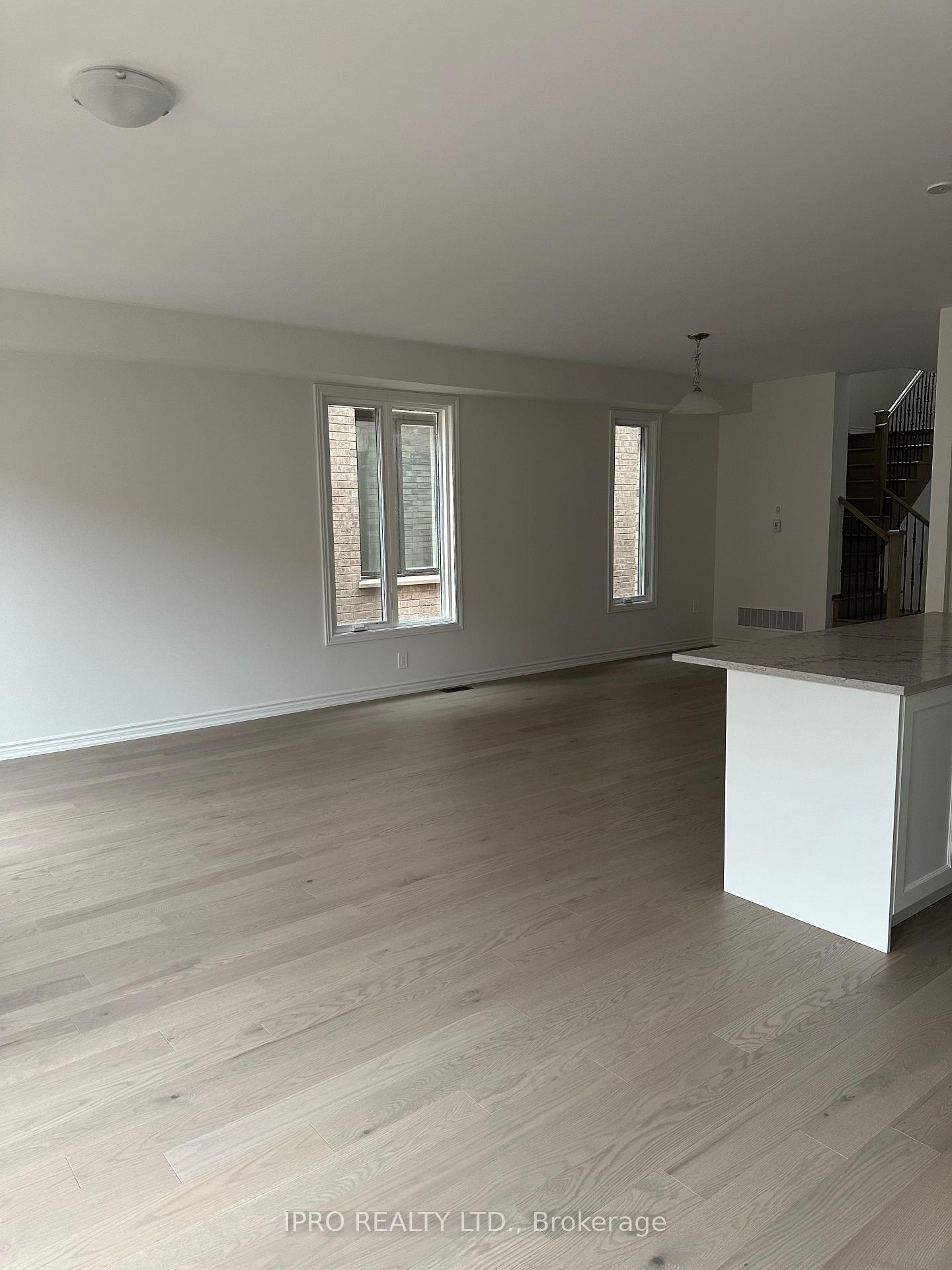 Photo 6 of 312 Bergamot Avenue, Milton, Walker — HOMEH