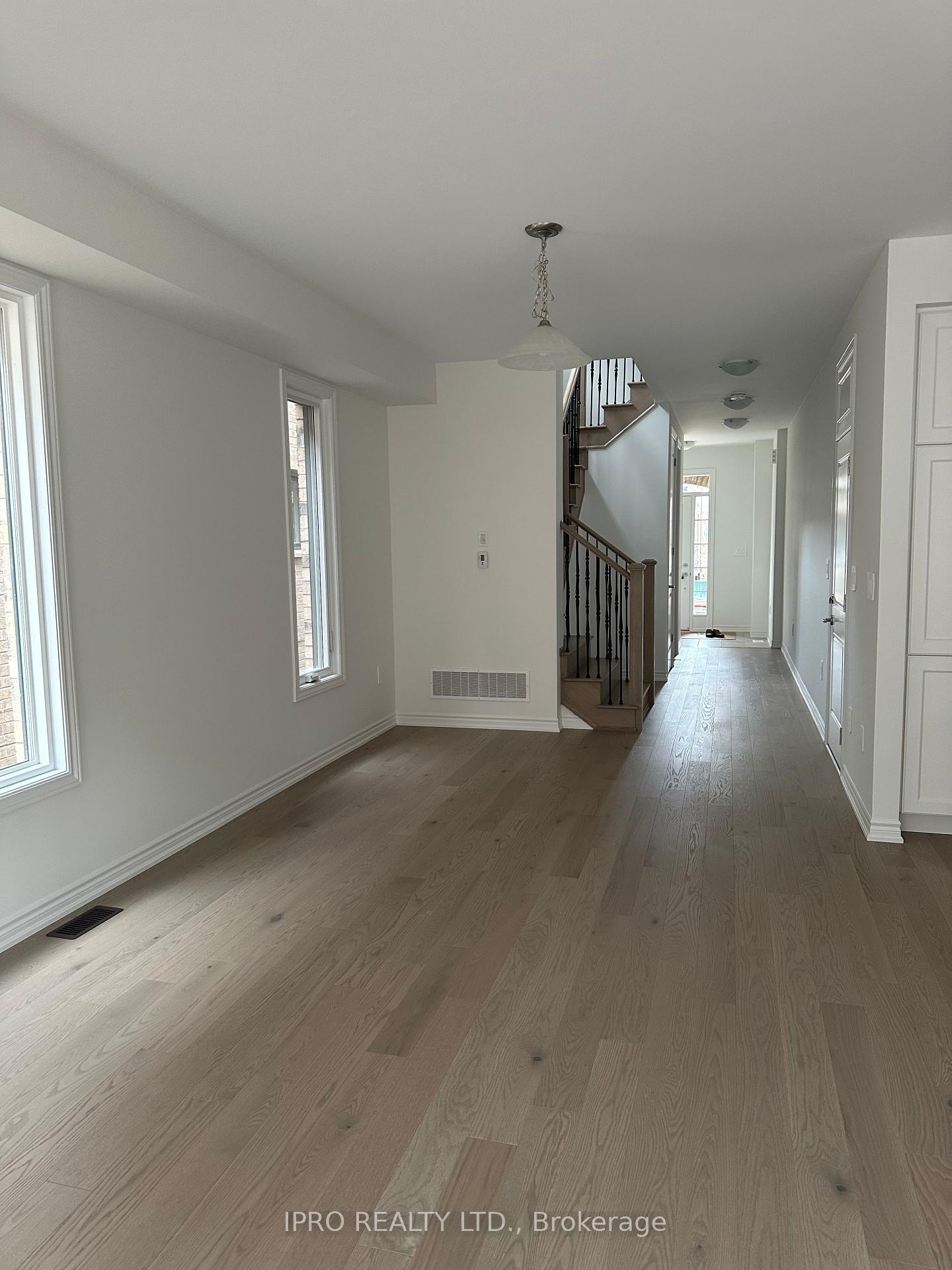 Photo 7 of 312 Bergamot Avenue, Milton, Walker — HOMEH