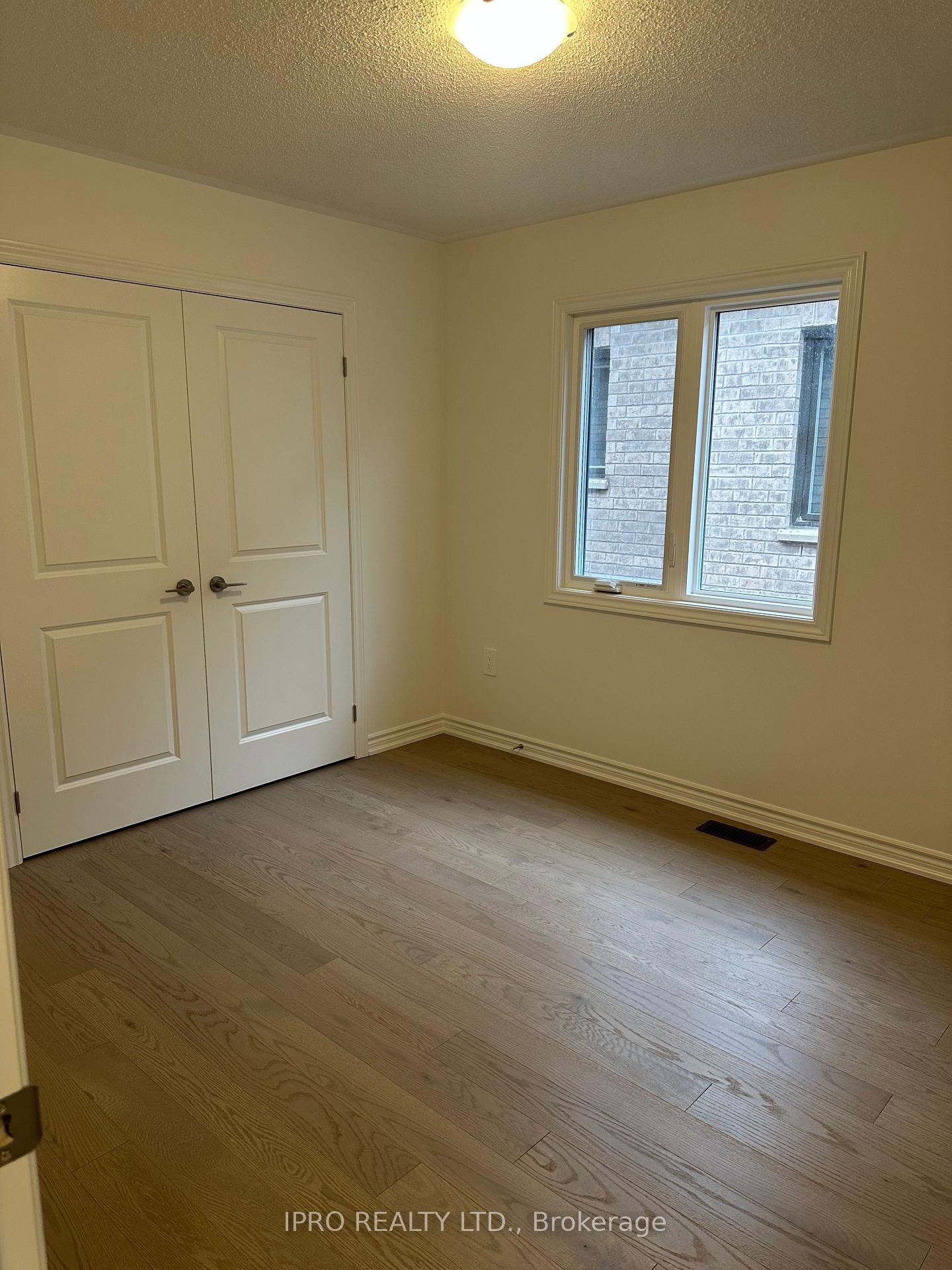 Photo 16 of 312 Bergamot Avenue, Milton, Walker — HOMEH