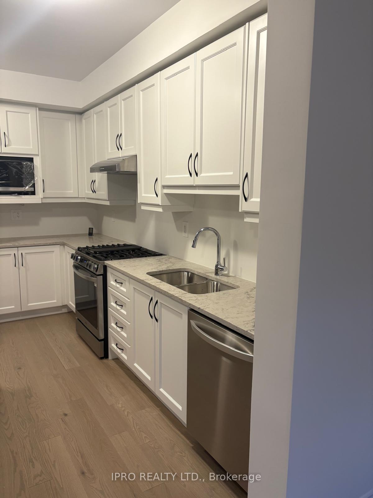 Photo 24 of 312 Bergamot Avenue, Milton, Walker — HOMEH