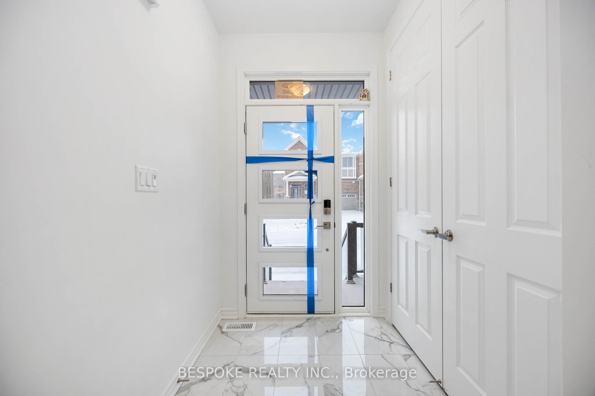 Photo 4 of 3539 Brickyard Drive, Pickering, Rural Pickering — HOMEH